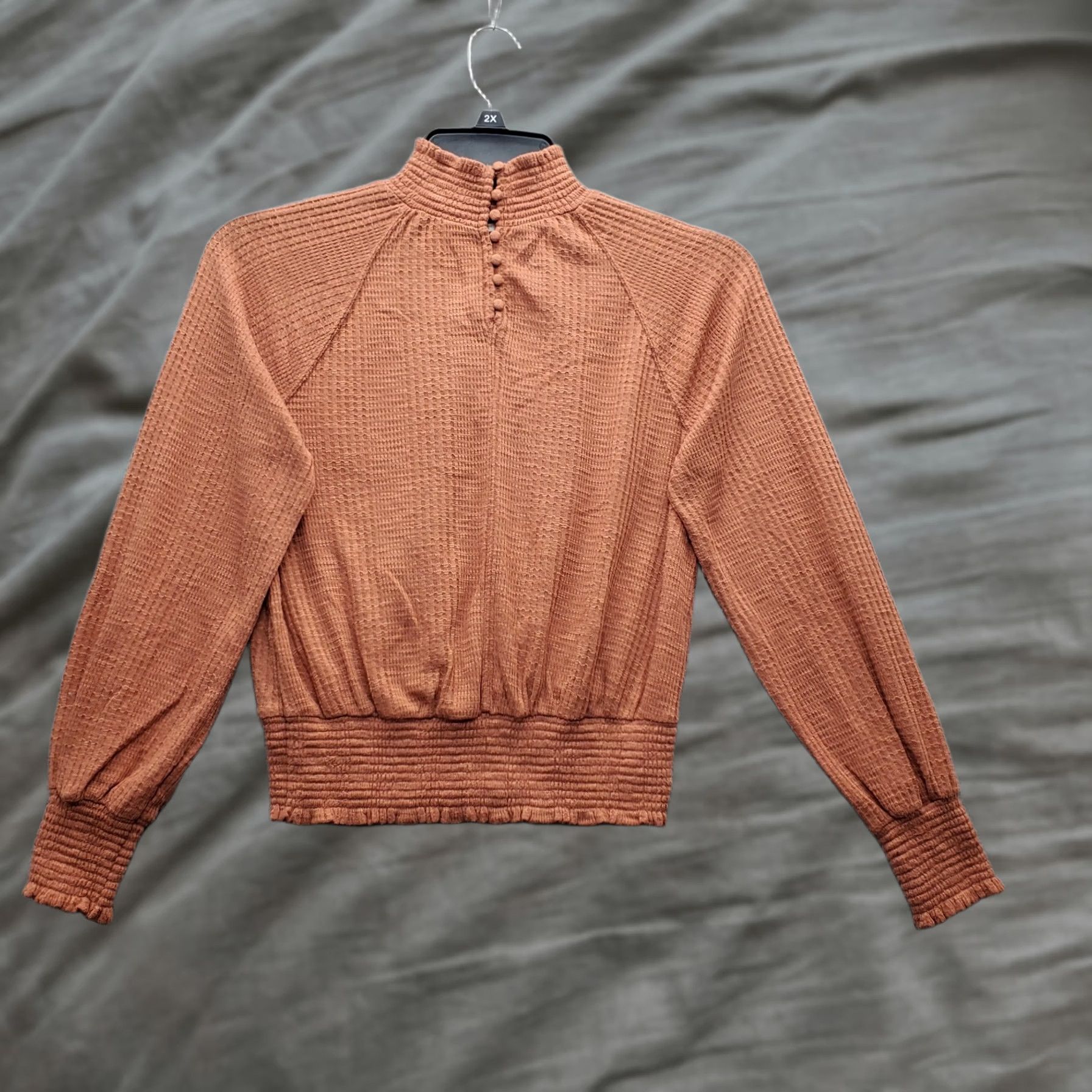 Free People Free People Cropped Top Womens XS Brown Mock Neck Button Back Long Sleeve Size XS / US 0-2 / IT 36-38 - 1 Thumbnail