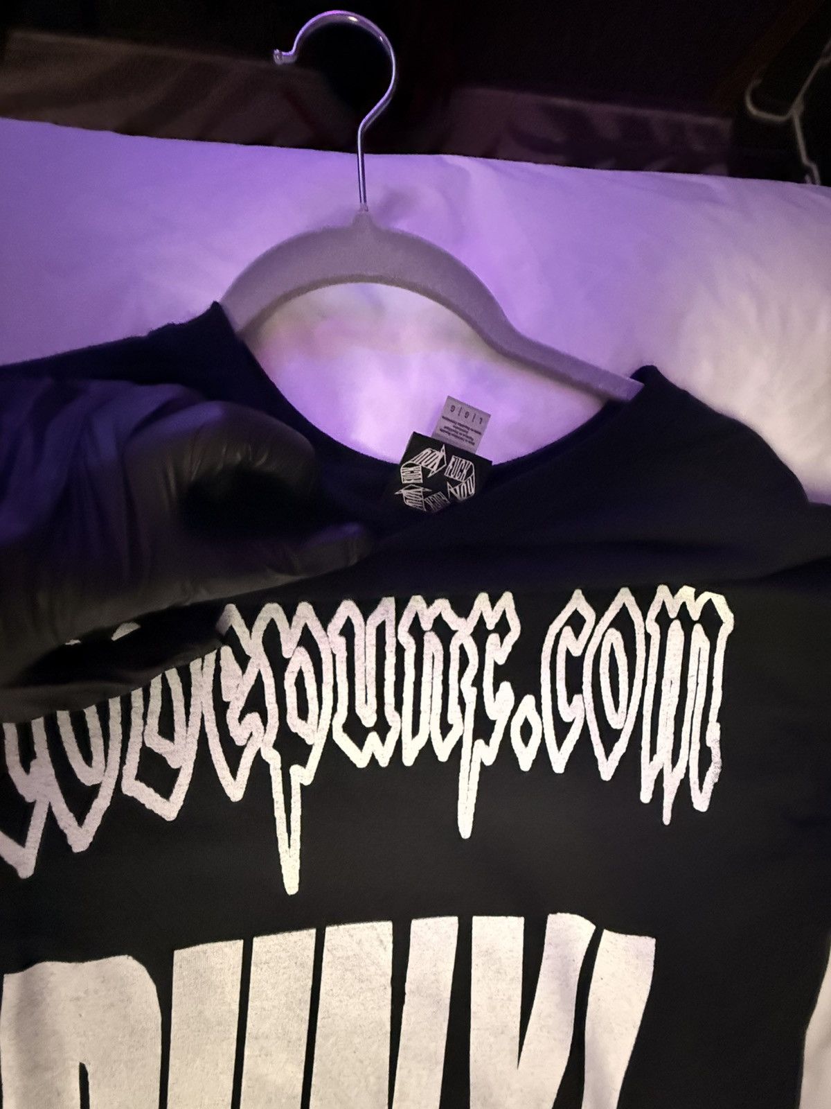 Other ilovepunx.com sold out 1 of 1 “brittney” tee Size US L / EU 52-54 / 3 - 24 Thumbnail