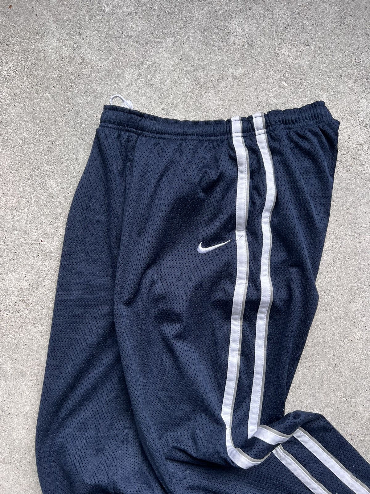 Nike Vintage Nike Track Pants Mesh Size US 30 / EU 46 - 6 Thumbnail