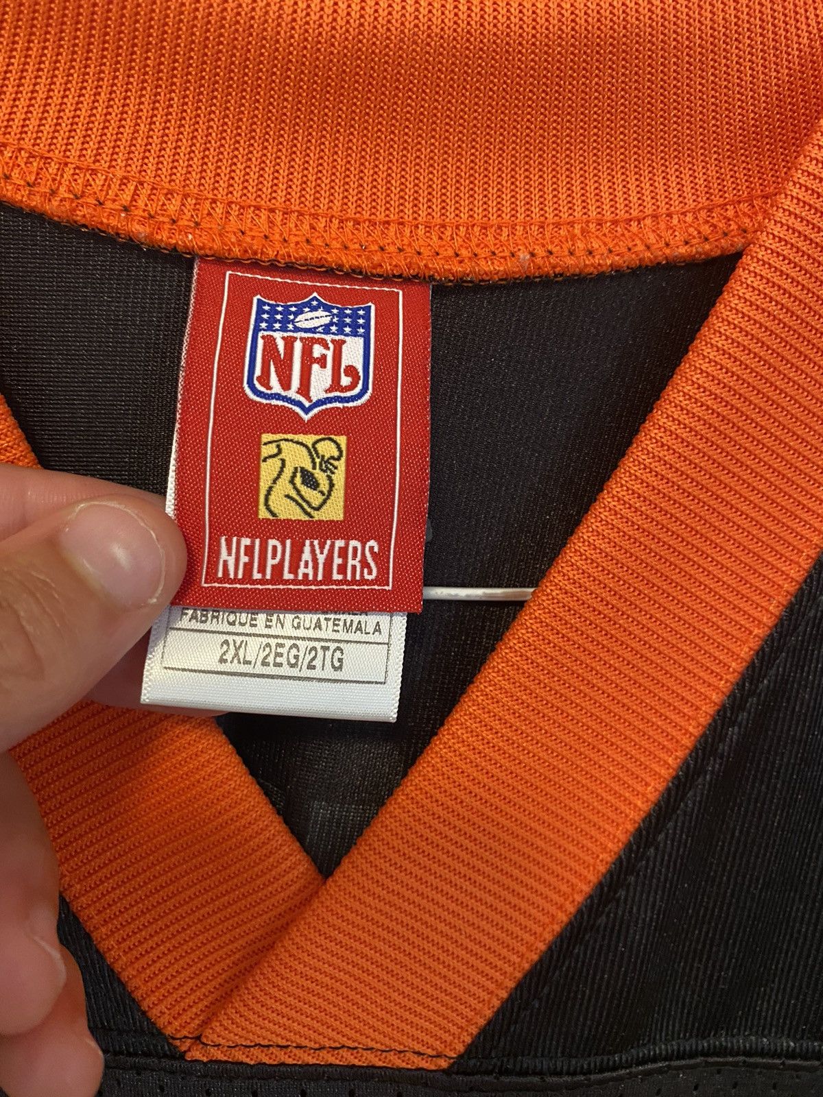 NFL Vintage NFL Ochocinco Authentic Cincinnati Bengals Jersey Size US XXL / EU 58 / 5 - 8 Thumbnail