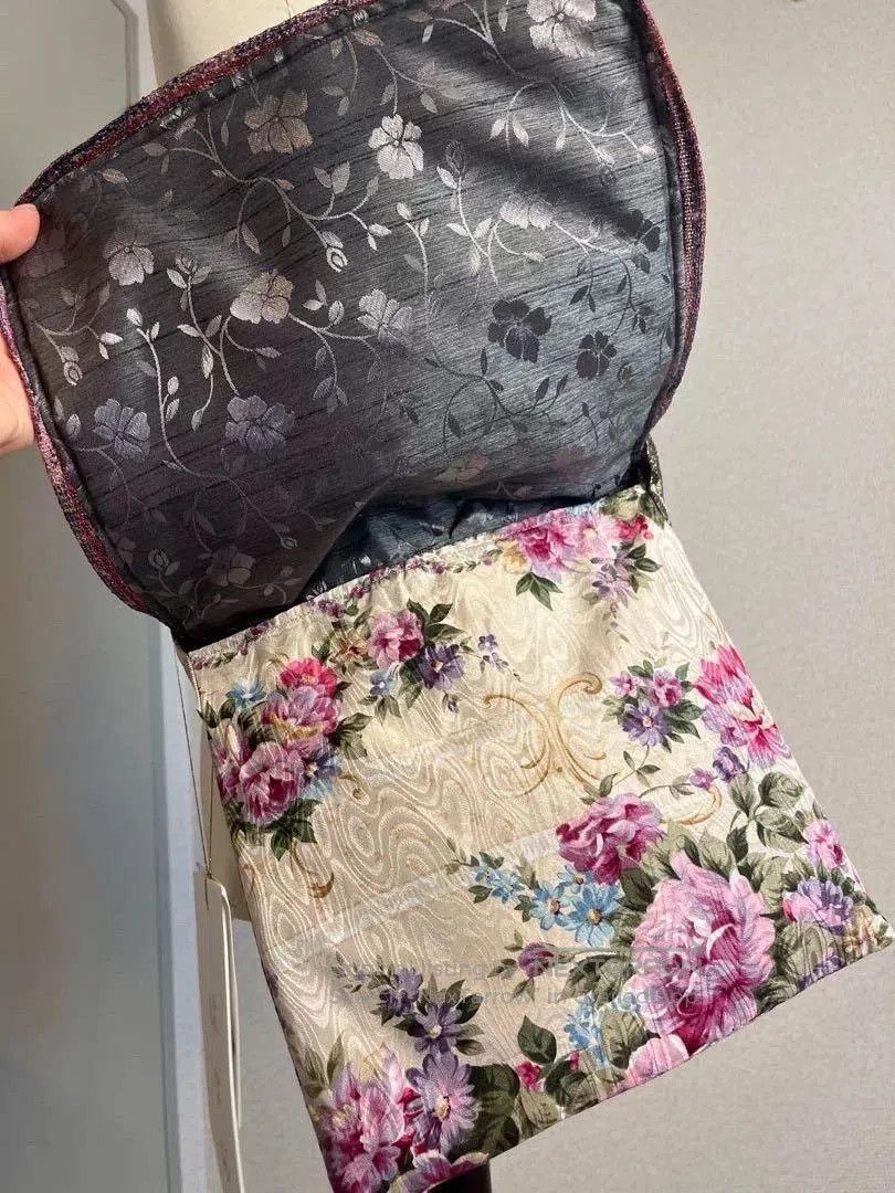 Japanese Brand Handmade Floral Patchwork Crossbody Bag. Size ONE SIZE - 5 Thumbnail