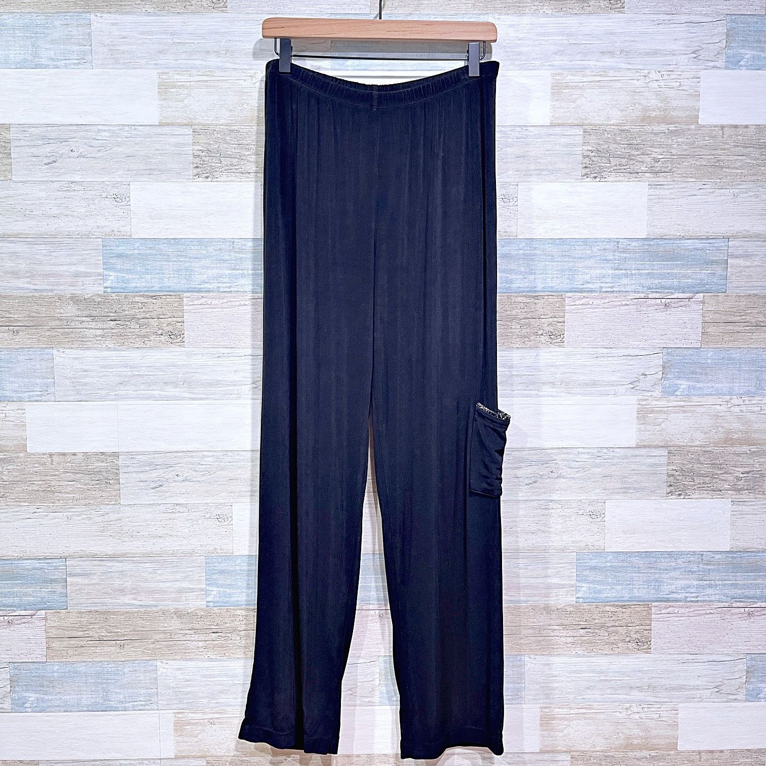 Chicos Chicos Travelers Side Pocket Pull On Pant Black High Rise 2 Size 30" / US 8 / IT 44 - 1 Thumbnail