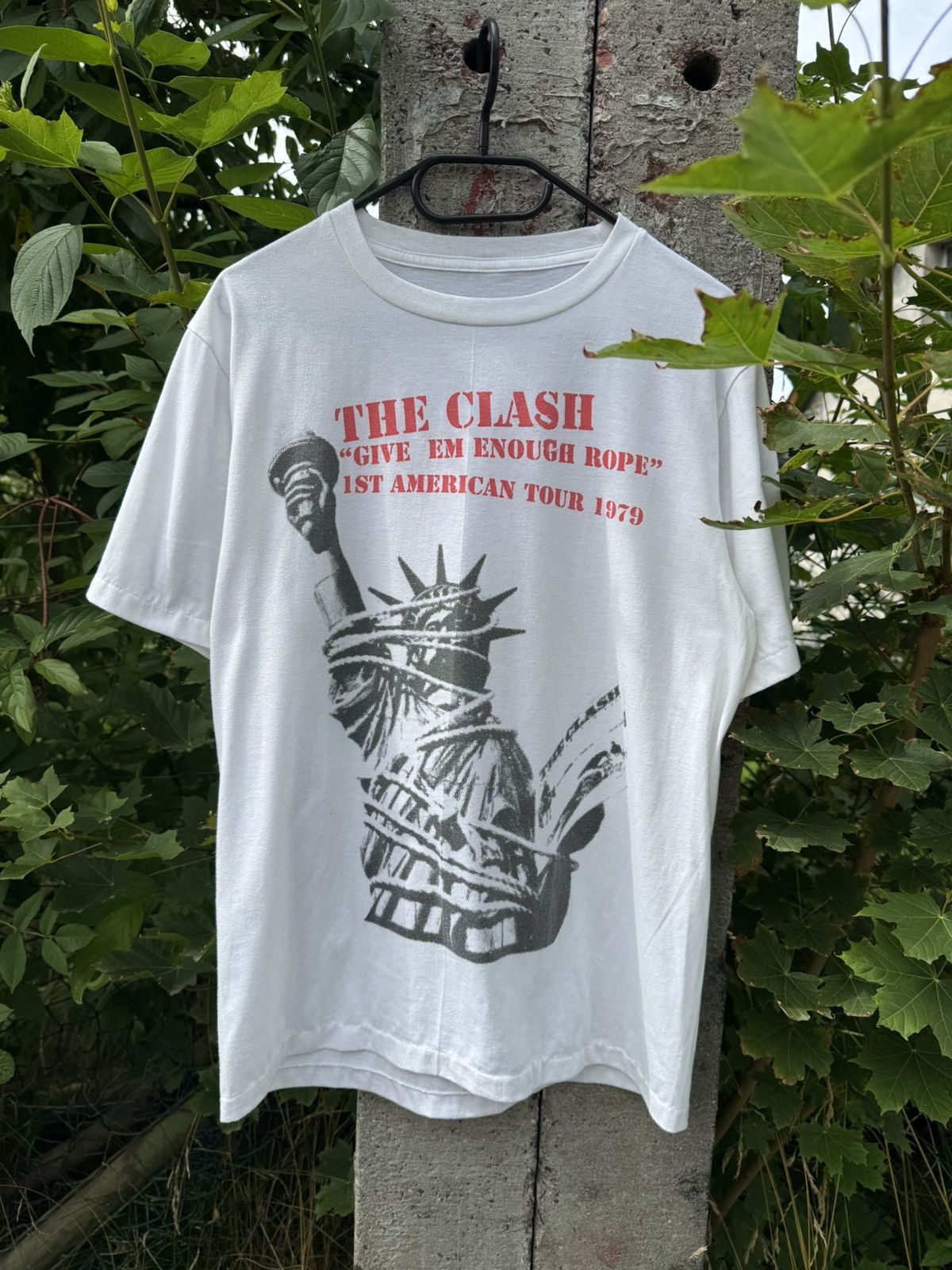 Band Tees 1979 The Clash 1st American Tour Band Tee Punk Rock 80s 90s Size US S / EU 44-46 / 1 - 9 Thumbnail