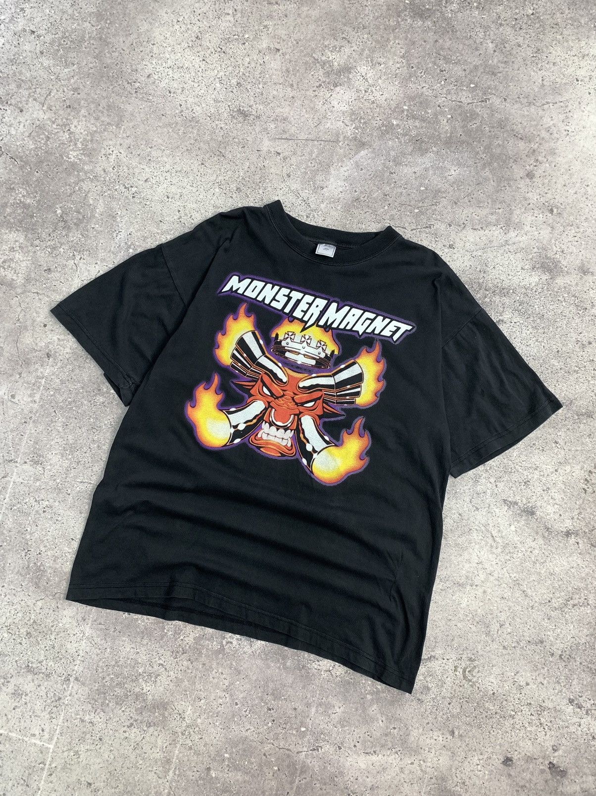 Japanese Brand × Vintage Vintage T-shirt Y2K sk8 street style Monster Magnet Size US L / EU 52-54 / 3 - 3 Thumbnail