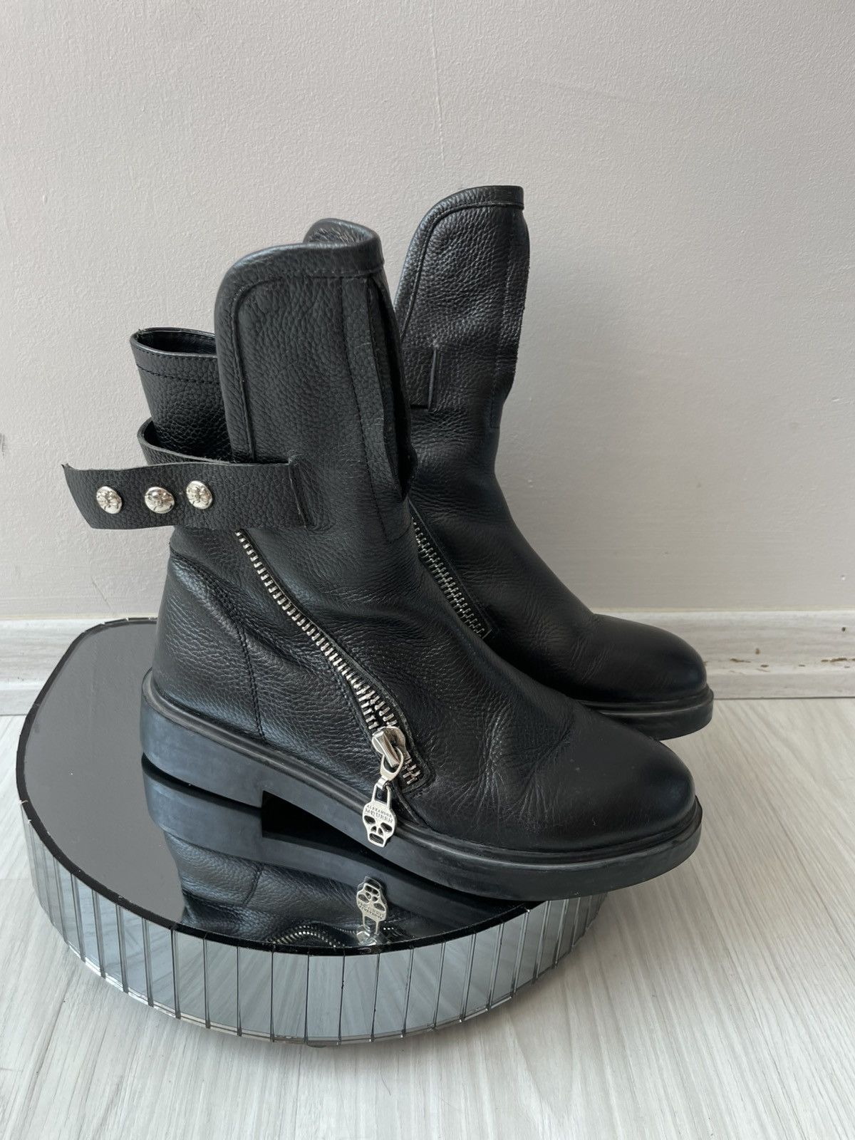 Alexander McQueen Alexander McQueen boots Size US 7.5 / IT 37.5 - 14 Thumbnail