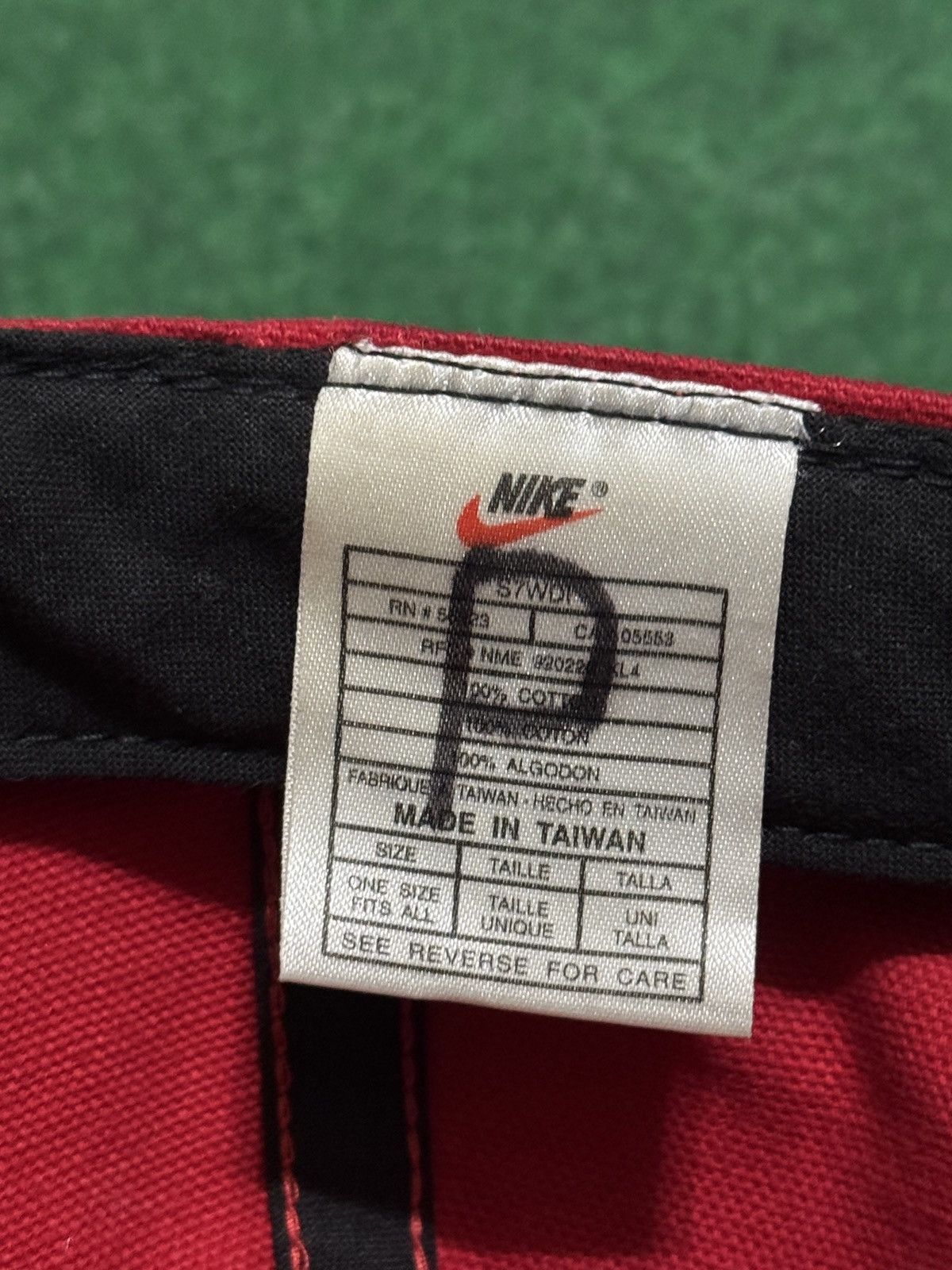 Nike Vintage Nike 90s Swoosh Check Strapback Baseball Cap Hat Size ONE SIZE - 7 Thumbnail