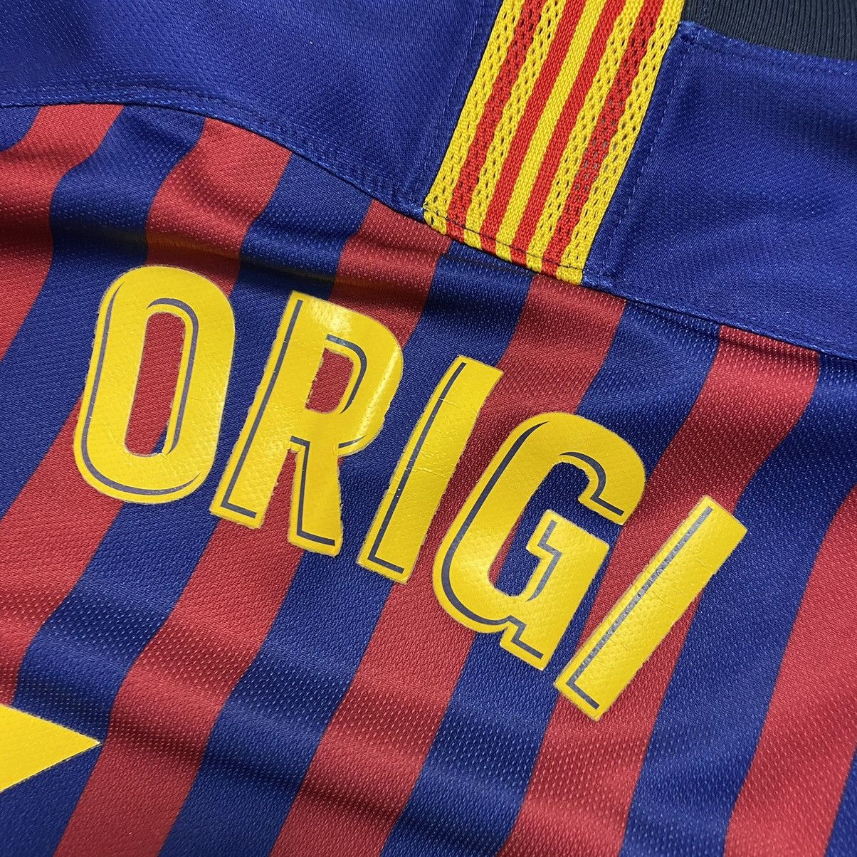 Other Men’s Nike FC Barcelona Origi football player jersey Size US S / EU 44-46 / 1 - 16 Thumbnail