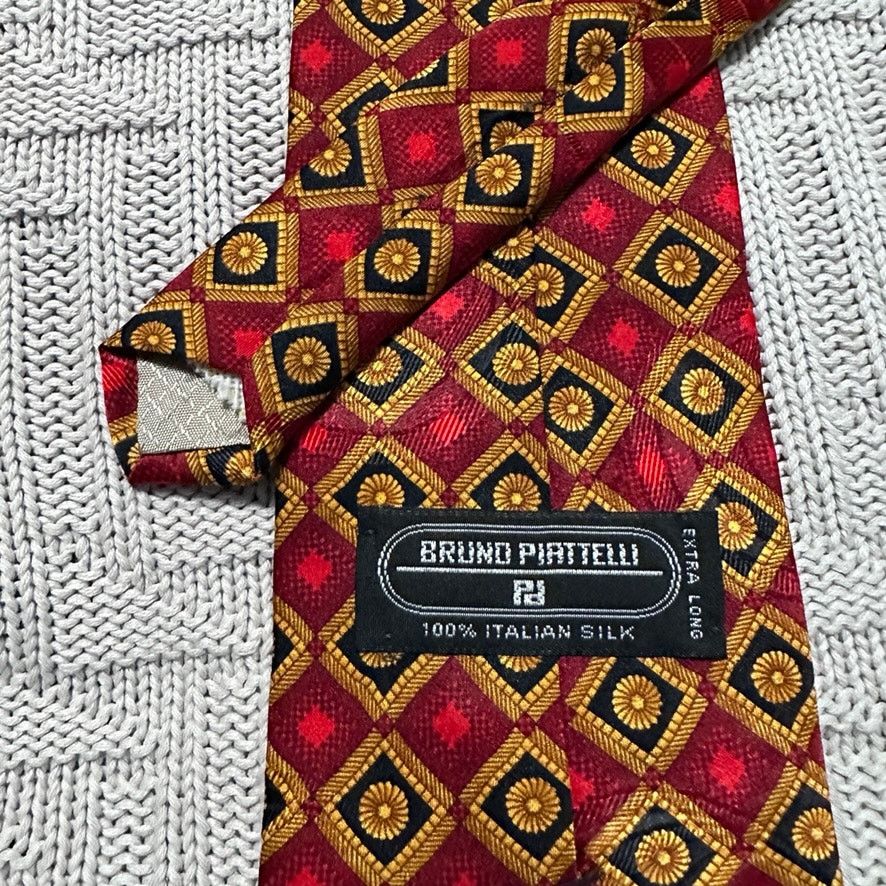 Vintage Vintage Bruno Piattelli red geometric print Italian silk tie Size ONE SIZE - 3 Thumbnail