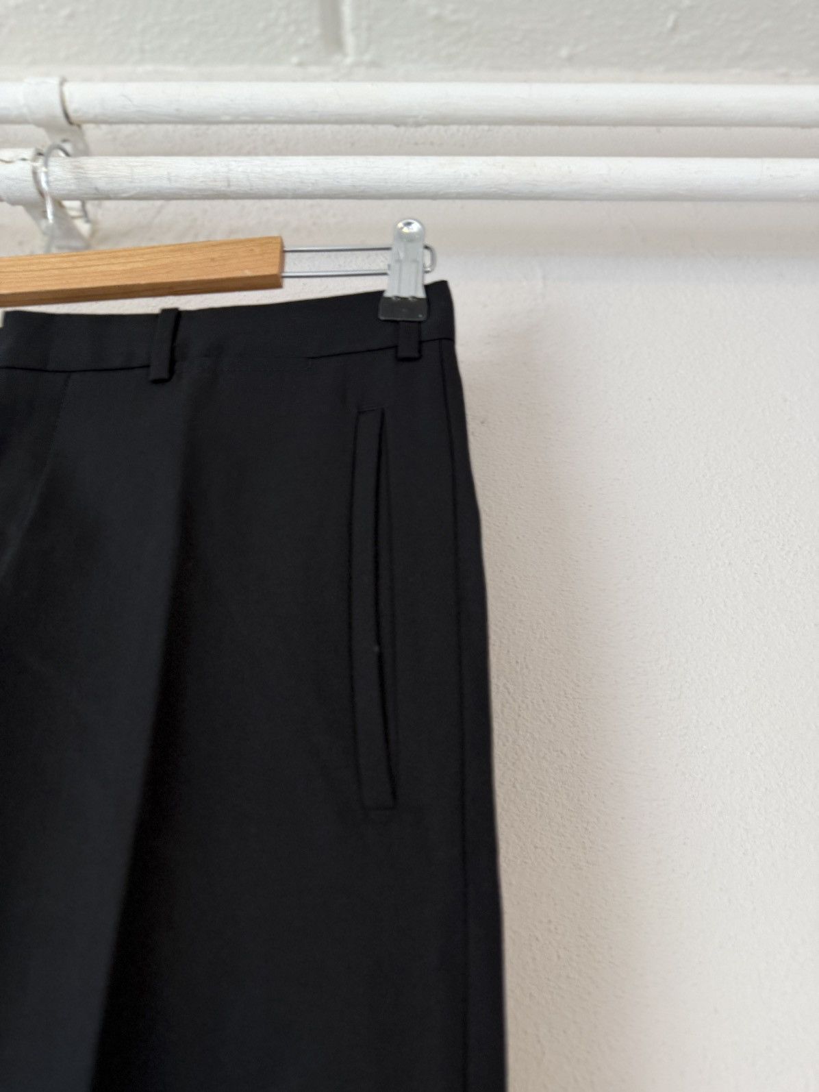 Prada Prada Slim Black Wool Trousers in Virgin Wool Size US 30 / EU 46 - 5 Thumbnail