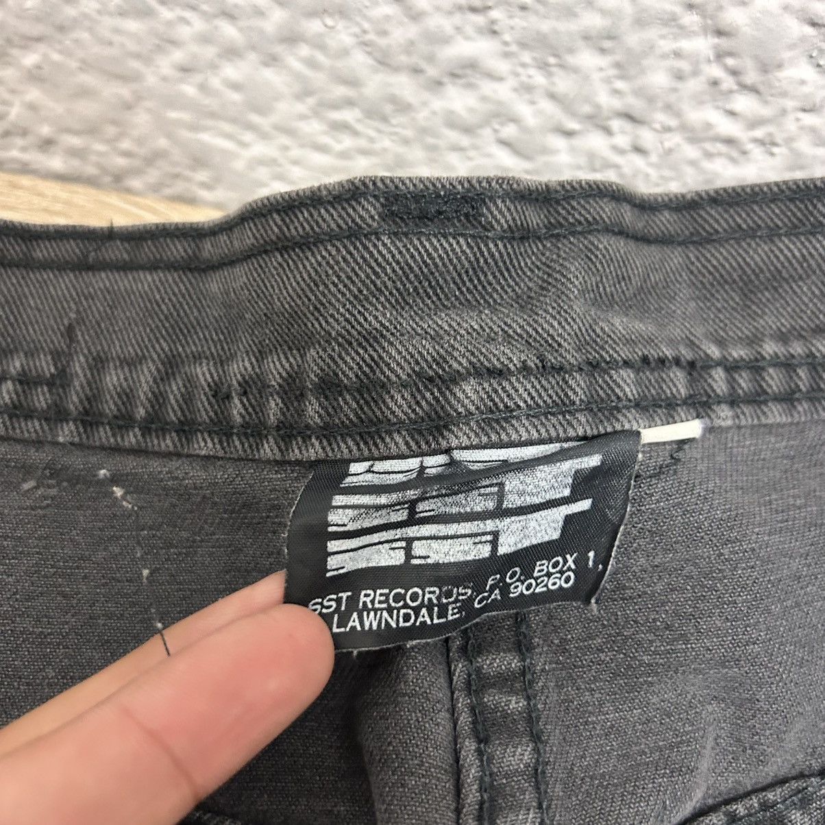 Vintage BLACK FLAG SHORTS VINTAGE 90’s Size US 36 / EU 52 - 8 Thumbnail