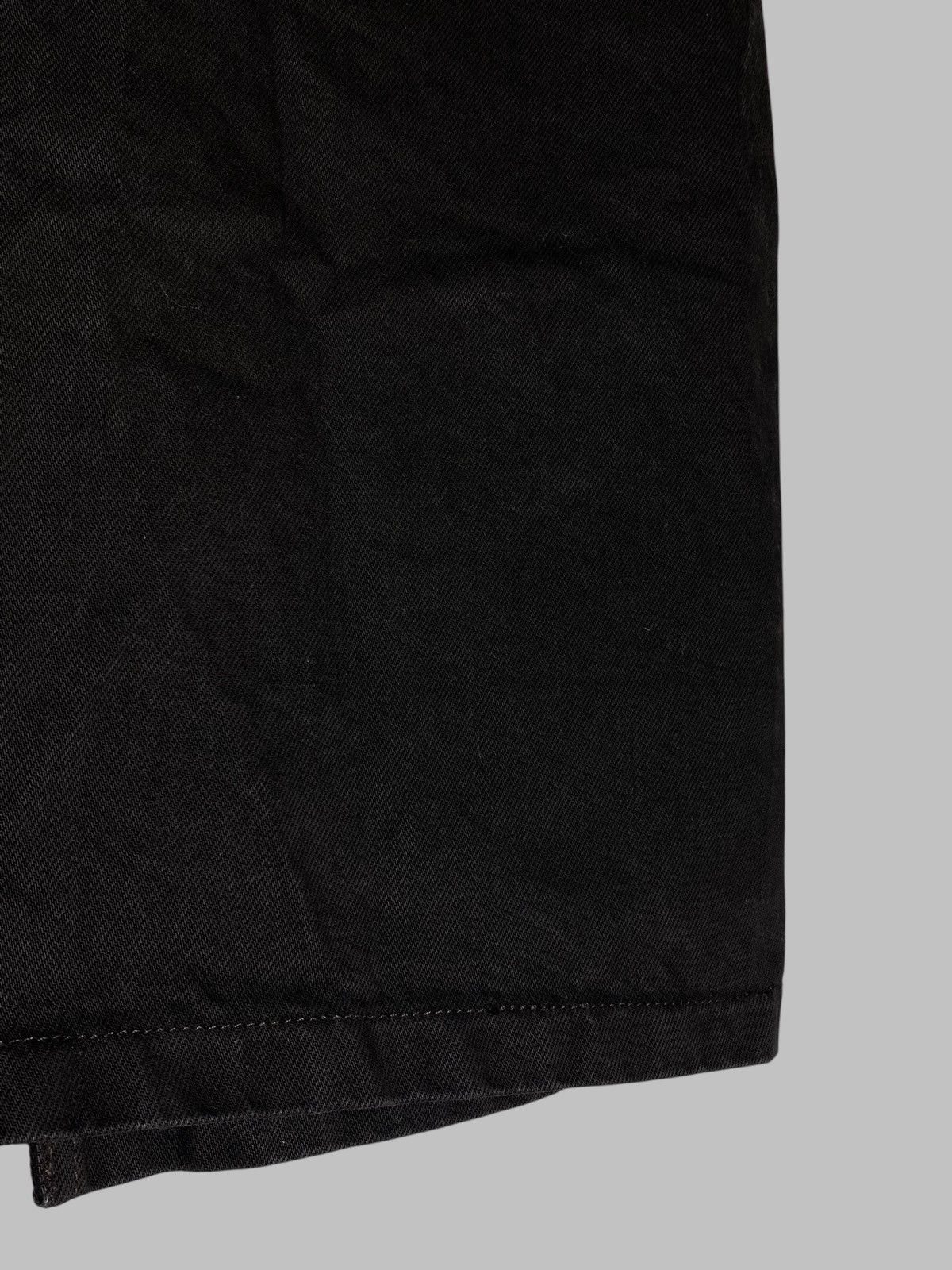 Fendi Vintage 90s Fendi Denim Skirt Monogram Pocket Detail Size 28" / US 6 / IT 42 - 7 Thumbnail