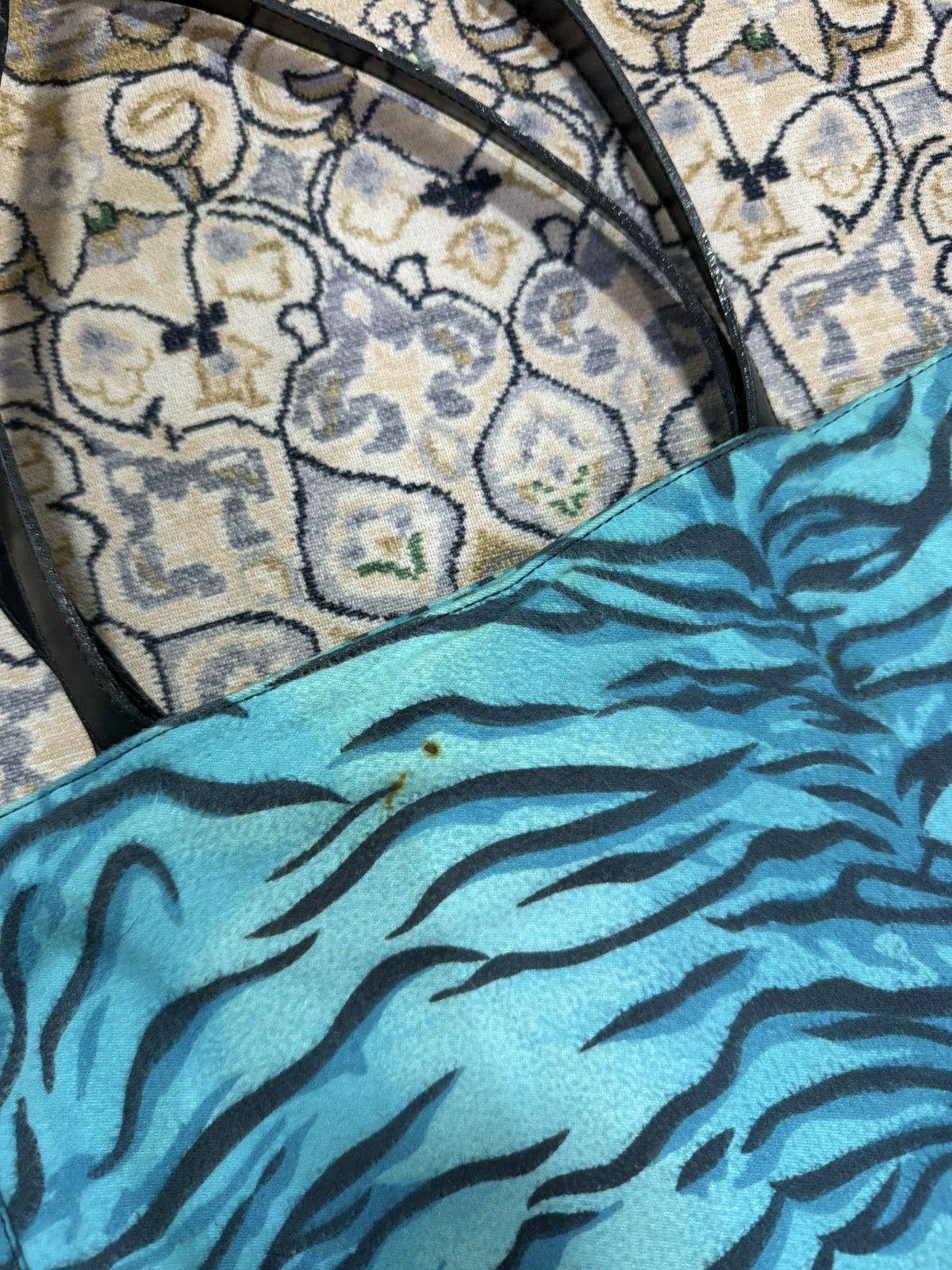 Versace Versace Jeans Couture faux fur handbag blue zebra stripe Size ONE SIZE - 8 Thumbnail