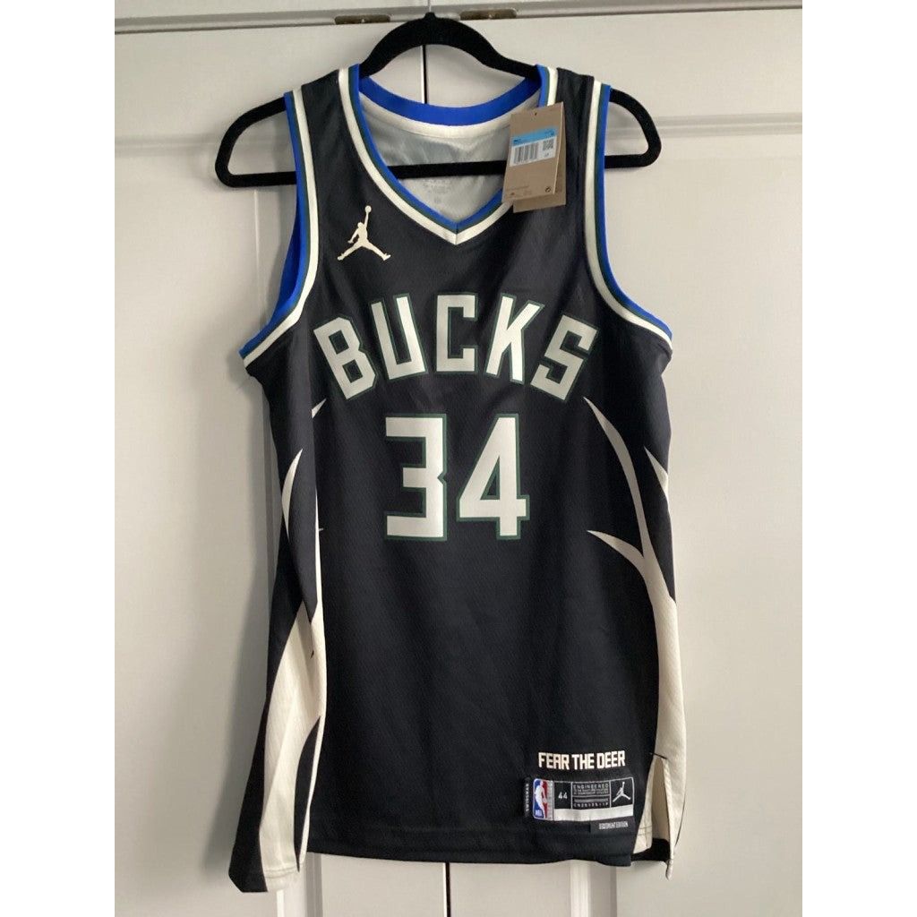 milwaukee bucks jordan jersey