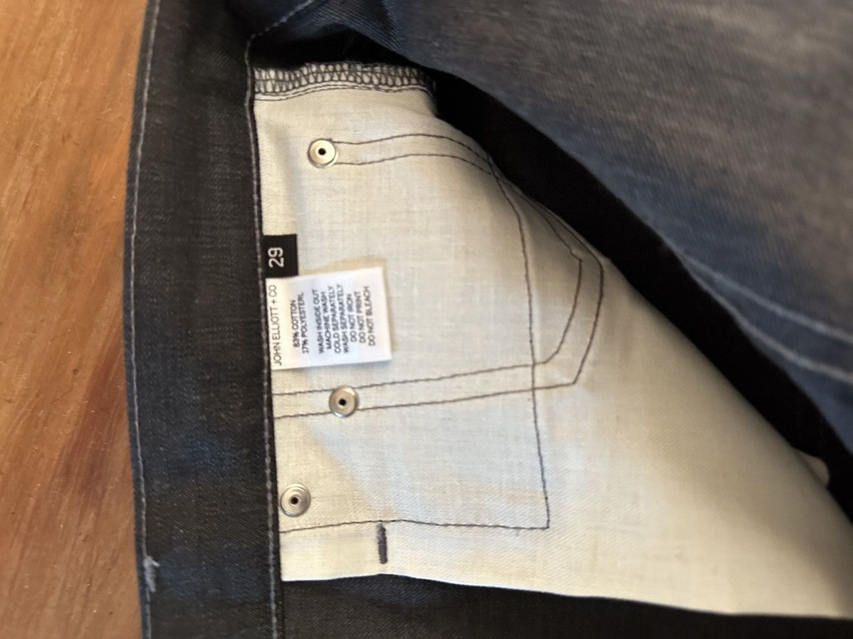John Elliott Japanese straight cut selvedge in black denim Size US 30 / EU 46 - 6 Thumbnail
