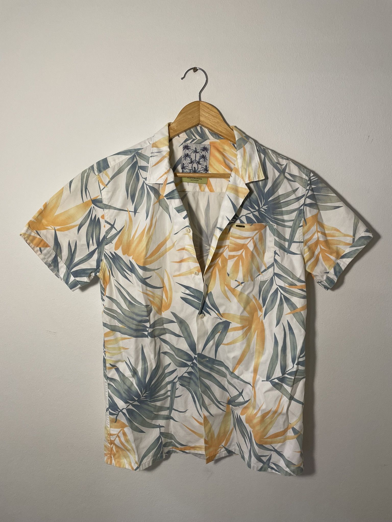Scotch & Soda Scotch & Soda Floral Shirt Size US S / EU 44-46 / 1 - 1 Thumbnail