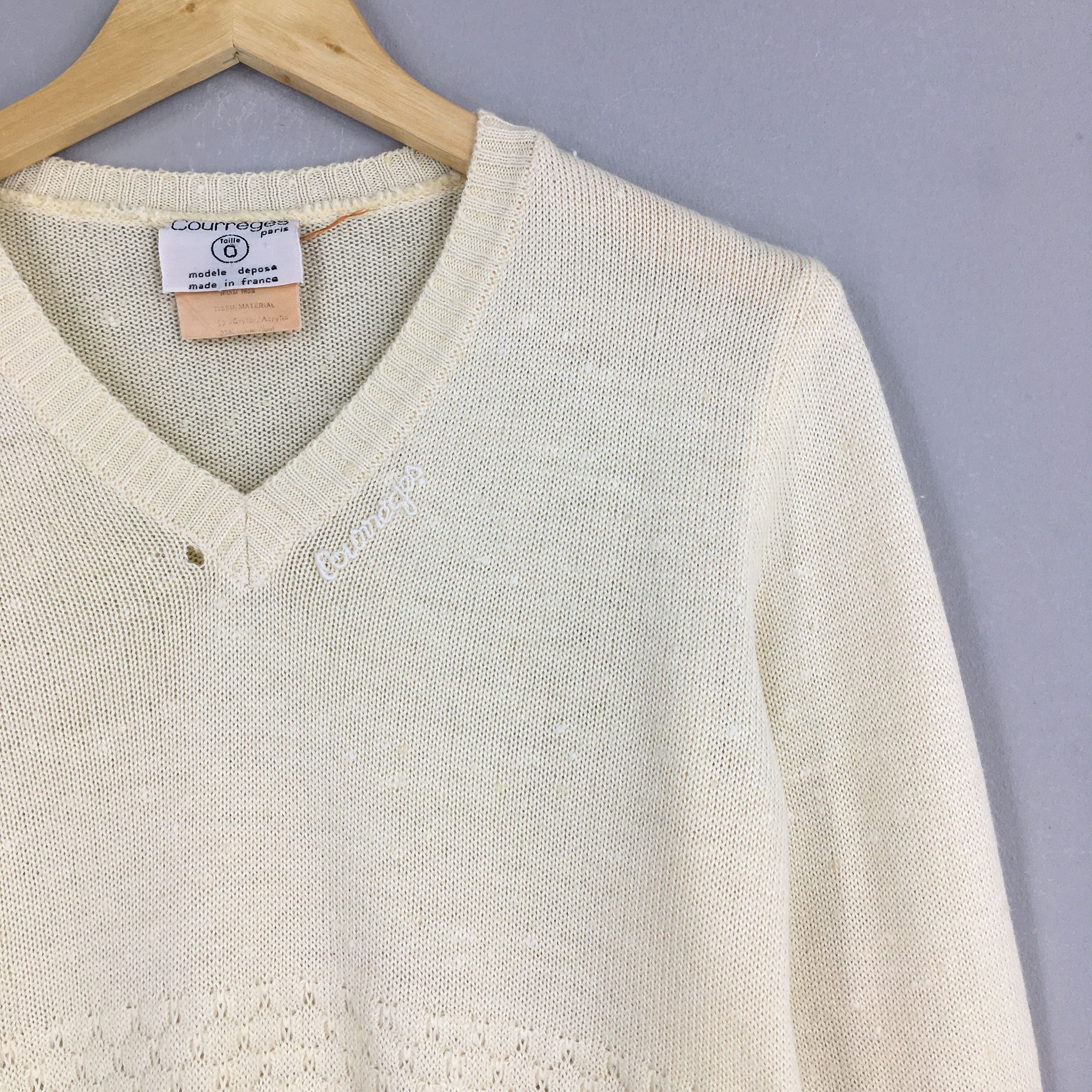 Courreges Vintage 70s Courreges Paris Wool Sweater XSmall Size US XS / EU 42 / 0 - 2 Thumbnail