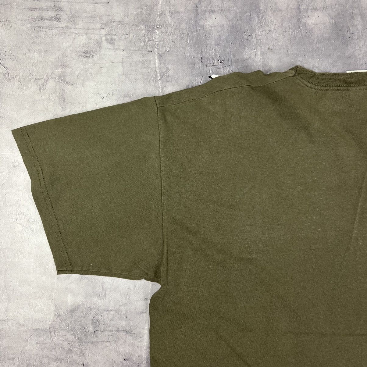 Vintage Rare! The Big Lebowski El Duderino Official The Dude Tee 00s Size US L / EU 52-54 / 3 - 12 Thumbnail