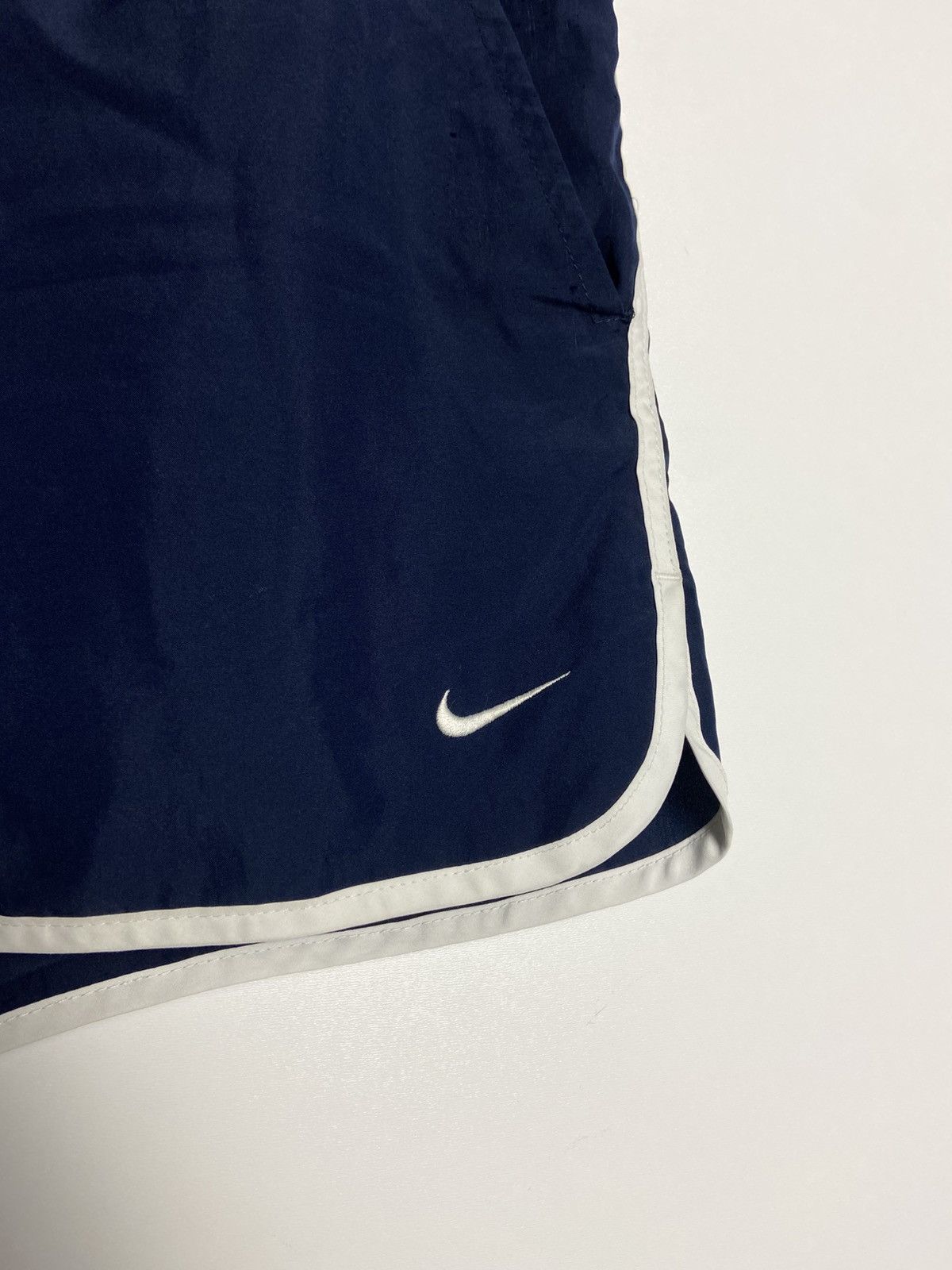 Nike × Vintage Vintage Nike Nylon Shorts L Size Size US 35 - 7 Thumbnail