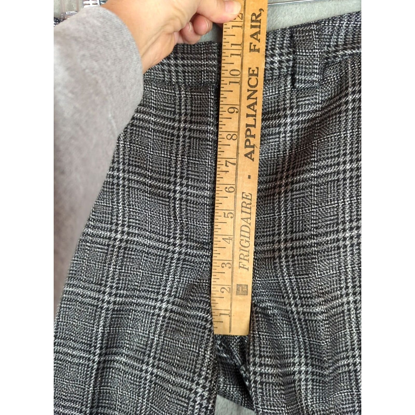 Worthington Worthington Womens 8 Black Metallic Plaid Pants Dress Pants Pockets Zipper Flat Front Regular Fit Christmas Holiday Winter Fall NWT Size 30" / US 8 / IT 44 - 6 Thumbnail