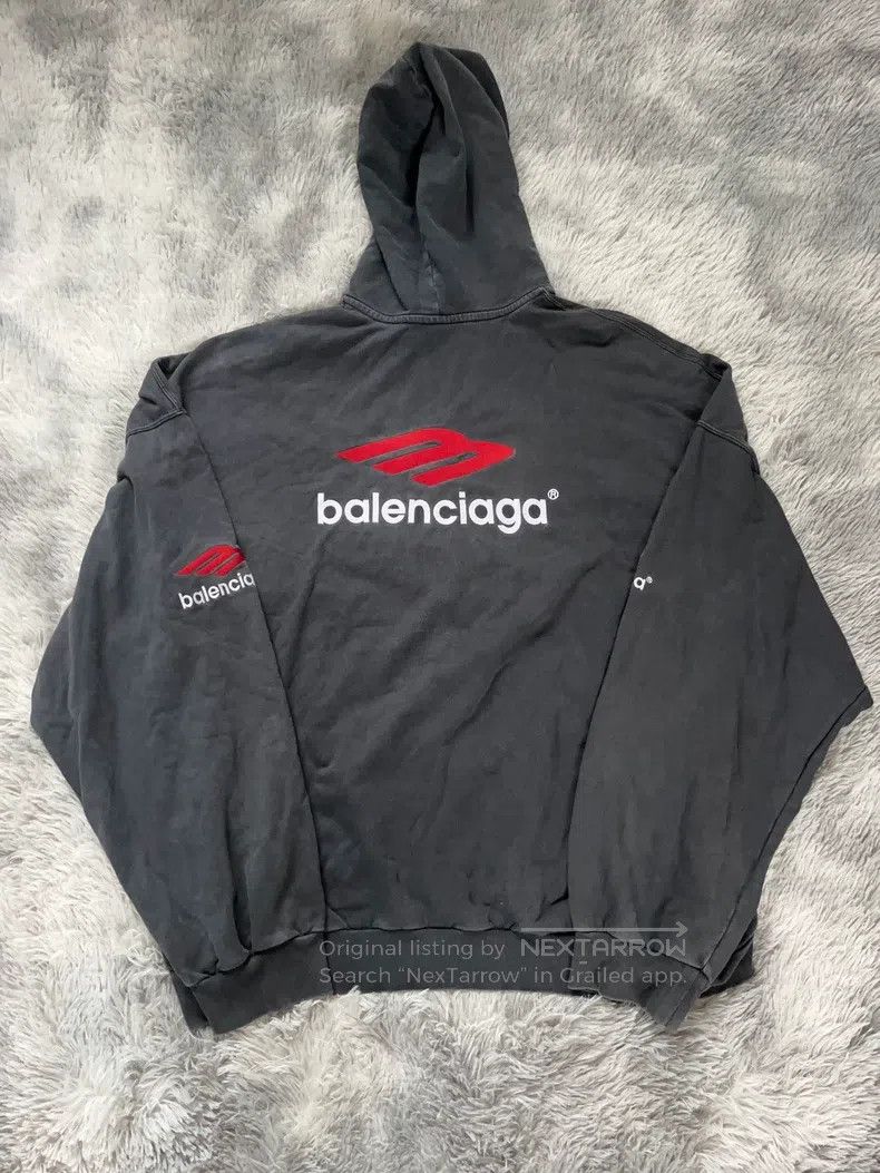 Balenciaga Balenciaga Racing 3B Embroidered Hooded Sweatshirt Jacket Size US XL / EU 56 / 4 - 2 Thumbnail