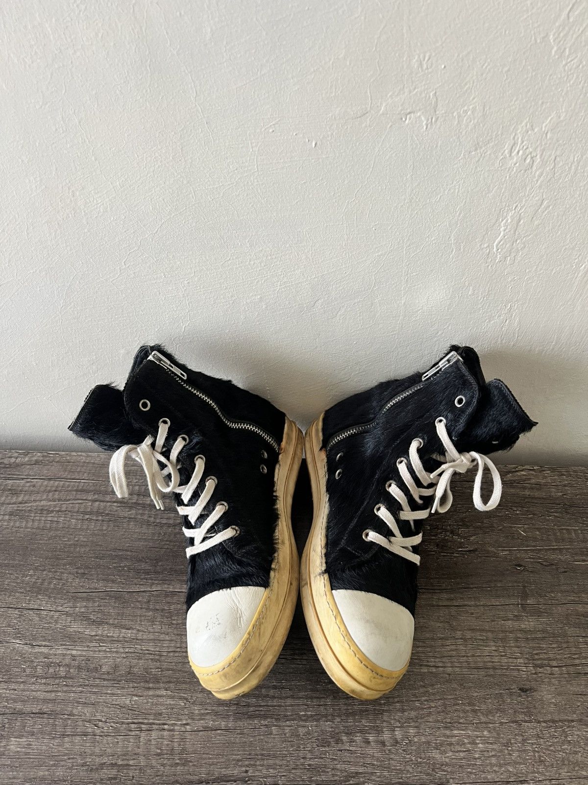 Rick Owens RICK OWENS PONY HAIR RAMONES HIGHTOP– BLACK/MILK Size US 7 / EU 40 - 7 Thumbnail