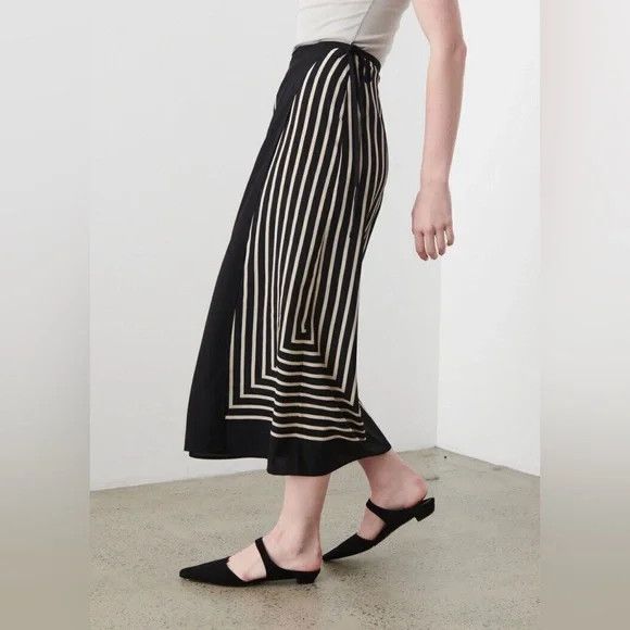 Toteme TOTEME Monogram Silk Jacquard Wrap Logo Skirt EU 42 Size 28" / US 6 / IT 42 - 11 Thumbnail