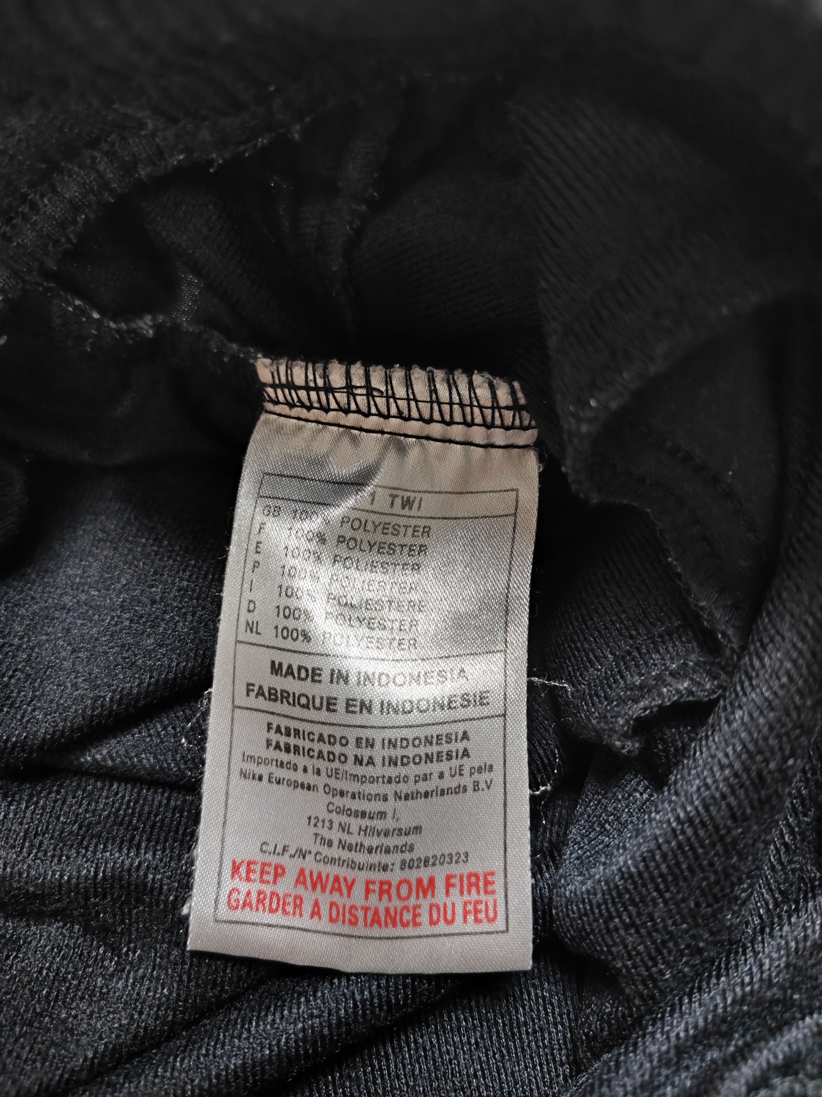 Nike Nike vintage pants Size US 35 - 7 Thumbnail