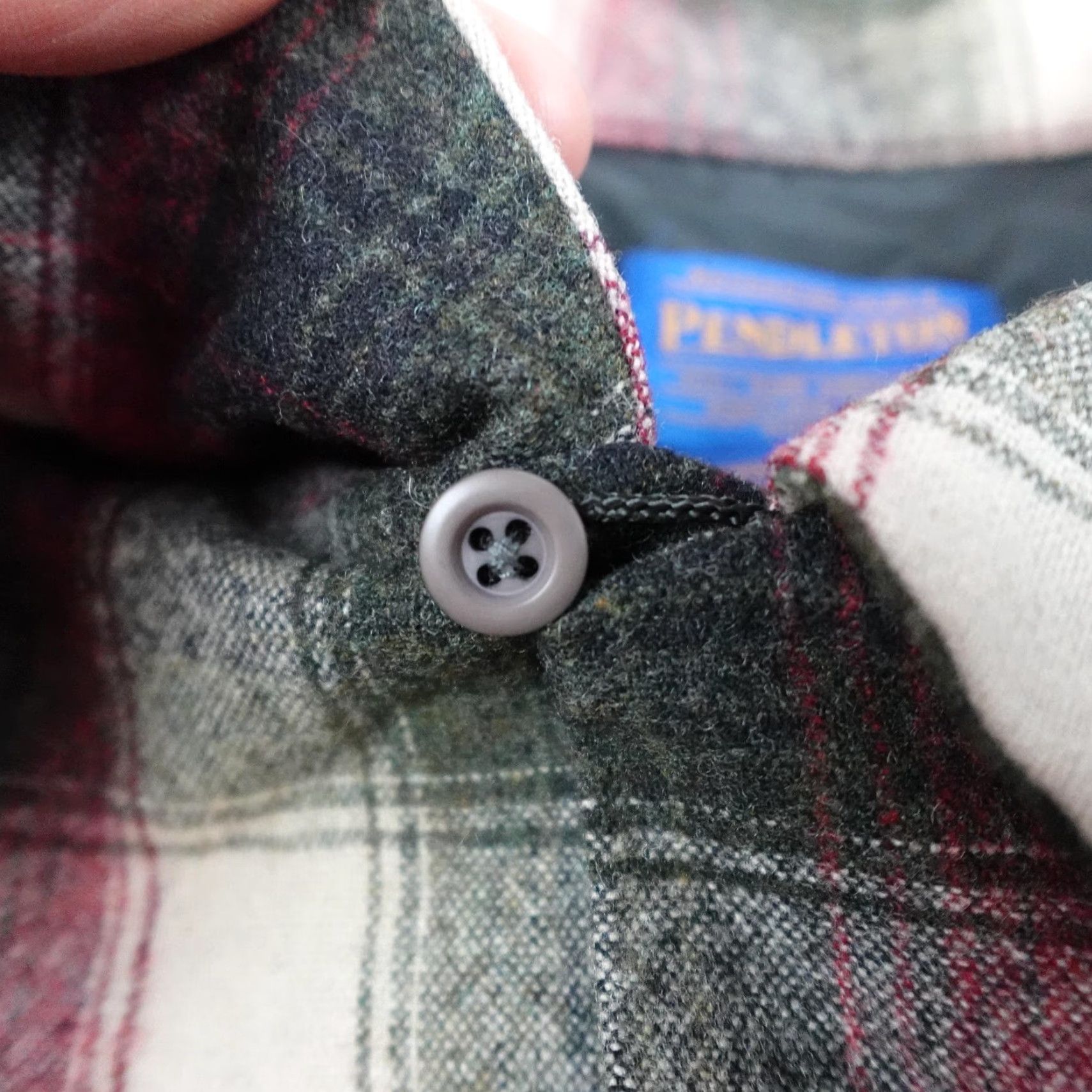 Pendleton VINTAGE Pendleton Loop Collar Shirt Mens XL Red Tartan Plaid Wool Button Up Size US XL / EU 56 / 4 - 5 Thumbnail