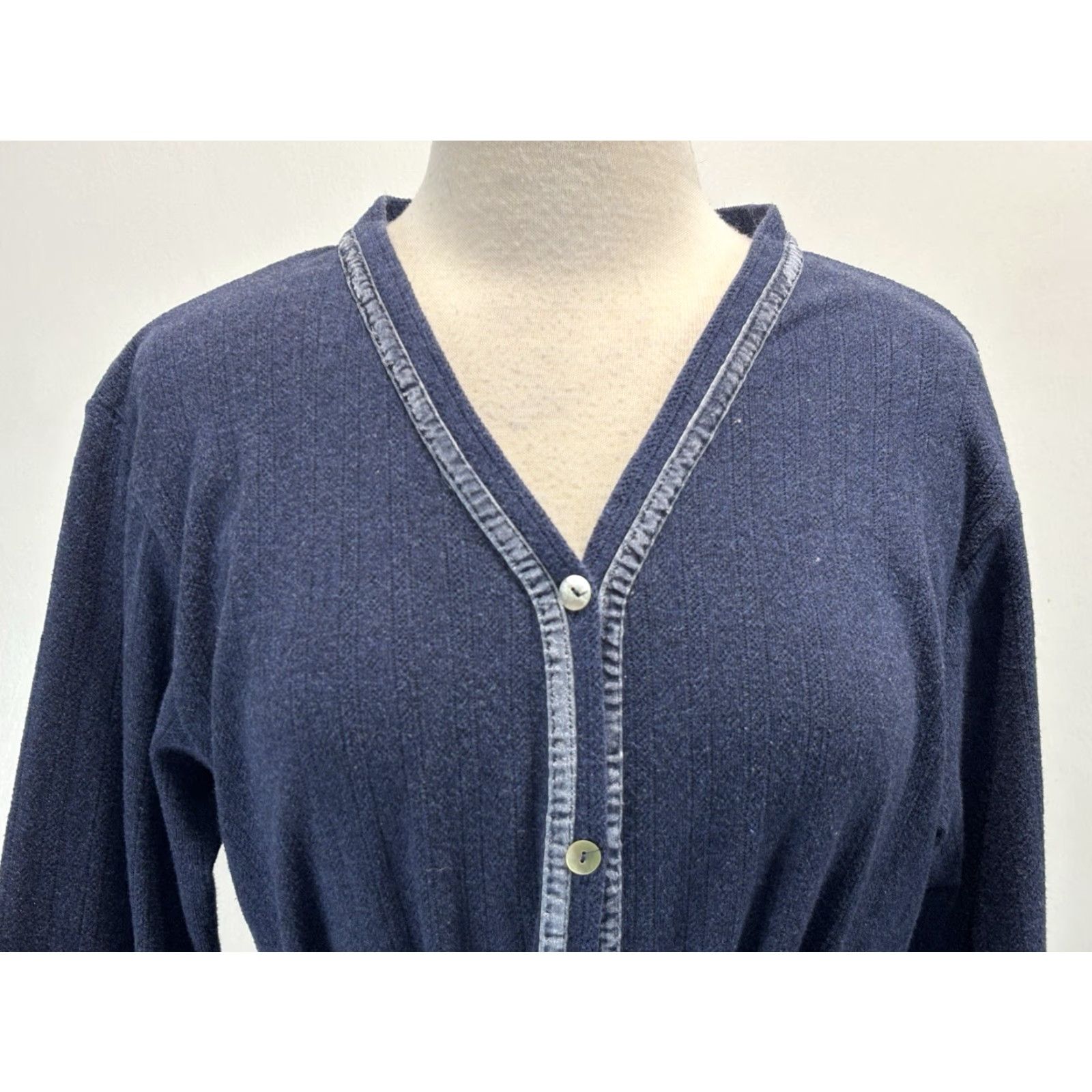 Velvet Gillian O’Malley Nightgown Robe Women’s S/M Navy Velvet Trim Button Front Long Sleeve Woman Spa Sleepwear Size ONE SIZE - 5 Thumbnail
