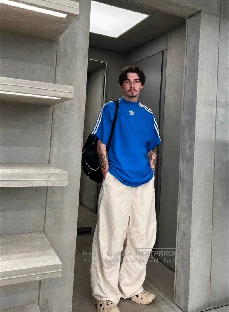 Balenciaga Balenciaga short sleeves Size US L / EU 52-54 / 3 - 9 Thumbnail