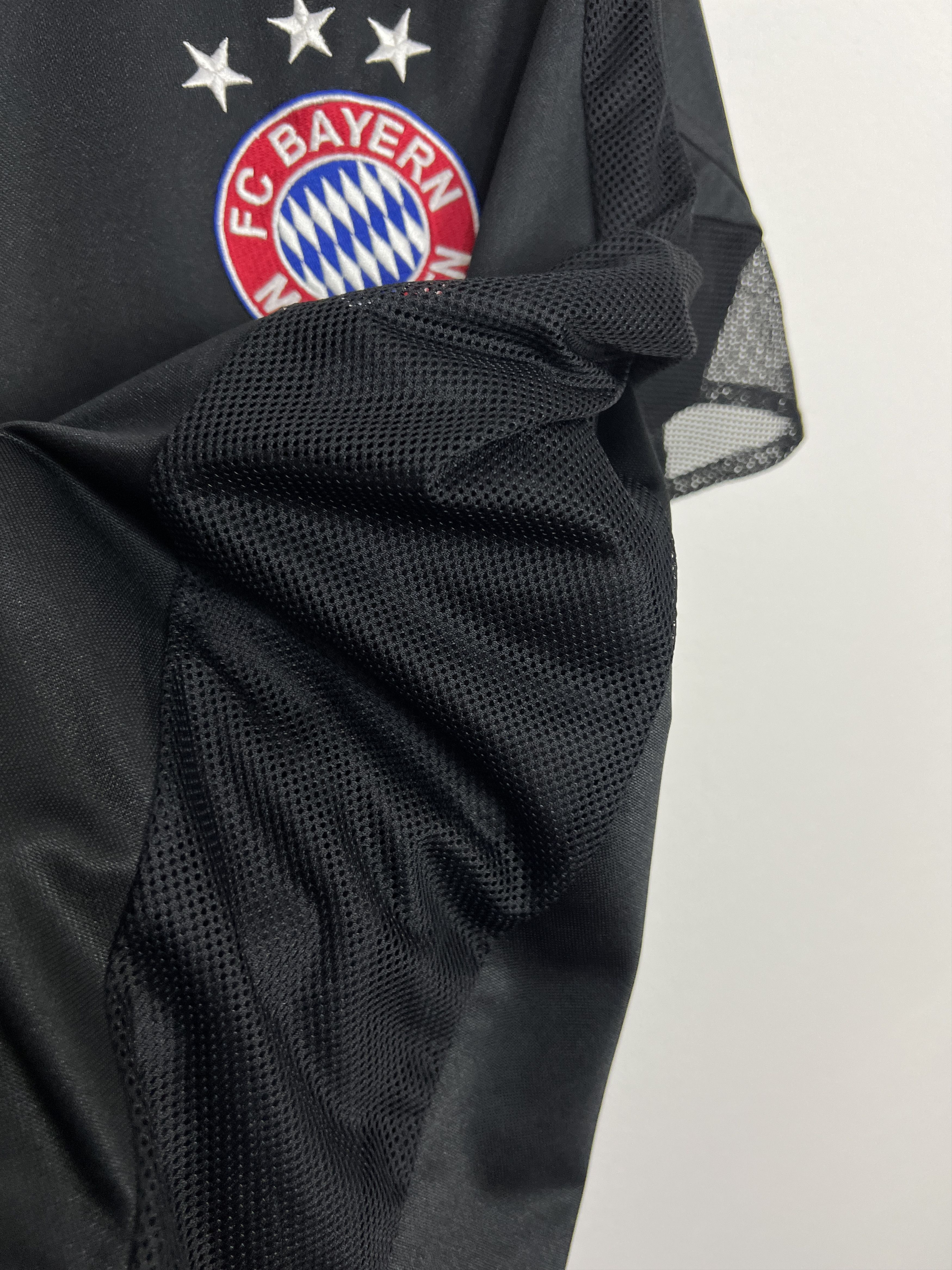 Adidas Bayern Munich Third football shirt Soccer Player Jersey Size US XL / EU 56 / 4 - 5 Thumbnail