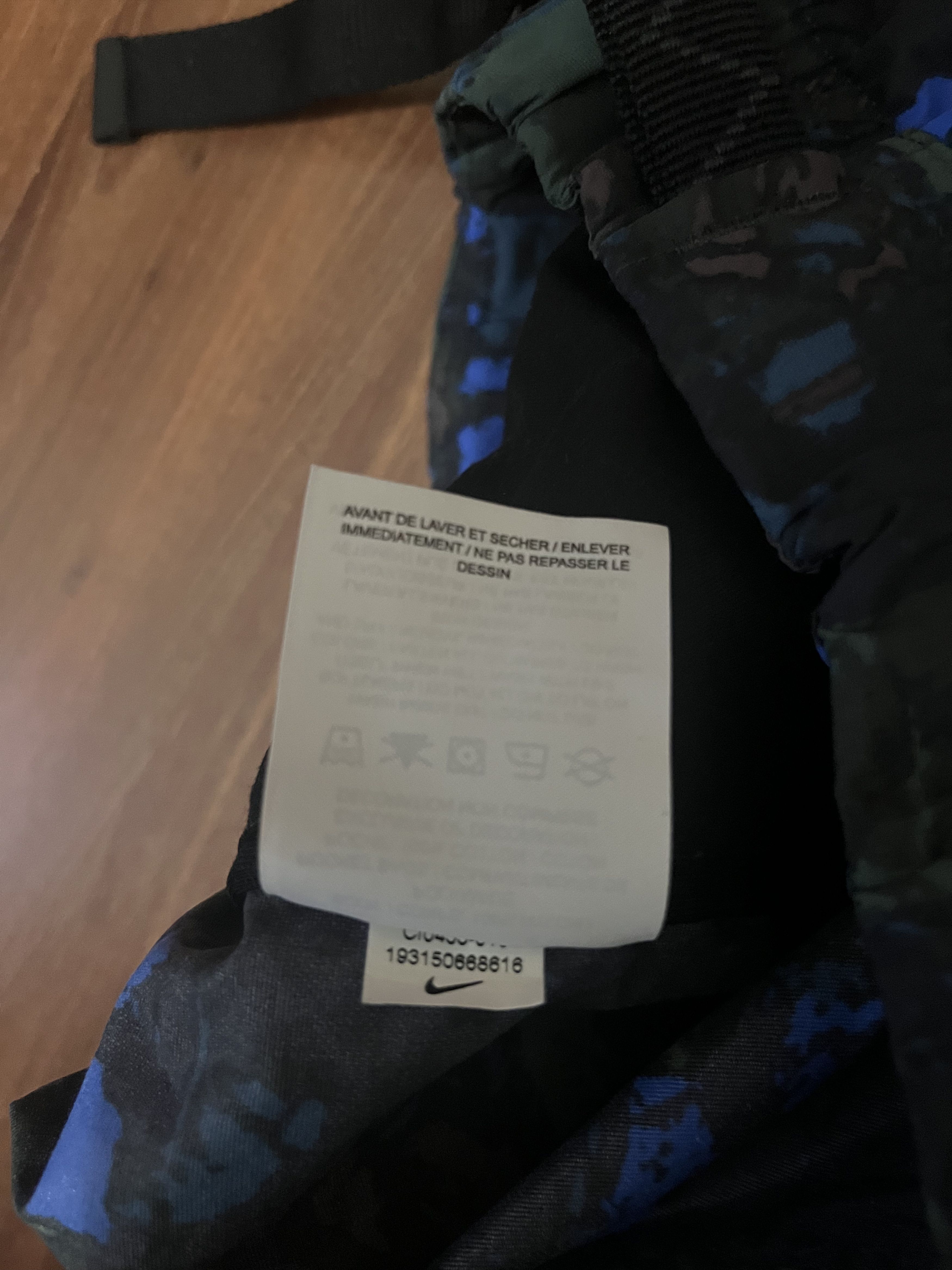 Nike ACG NIKE ACG Primaloft Trail Pants Mens All Over Print Racer Size US 30 / EU 46 - 7 Thumbnail