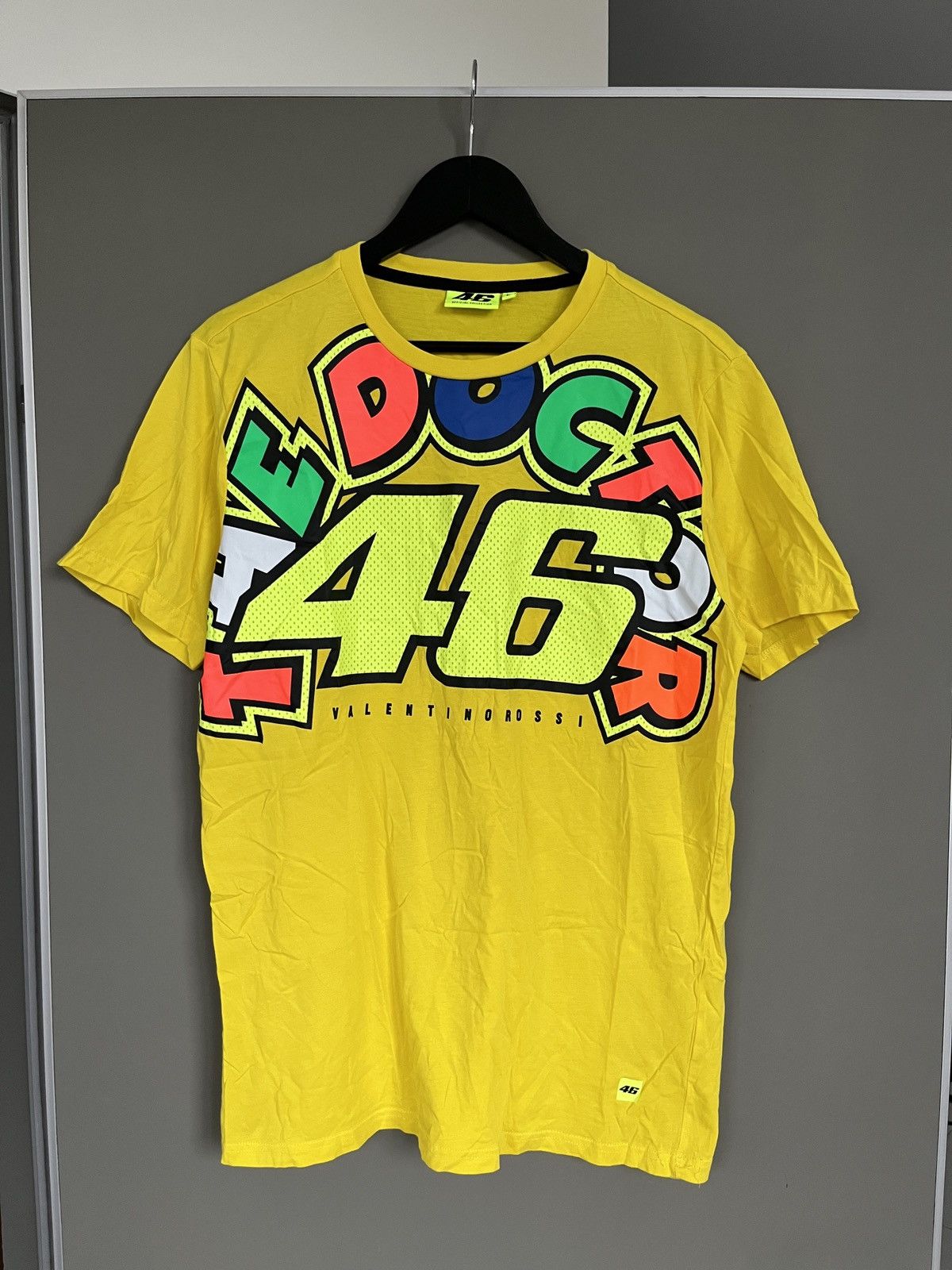 Formula 1 Valentino Rossi The DOCTOR 46 Racing Official T-shirt Size US L / EU 52-54 / 3 - 1 Thumbnail