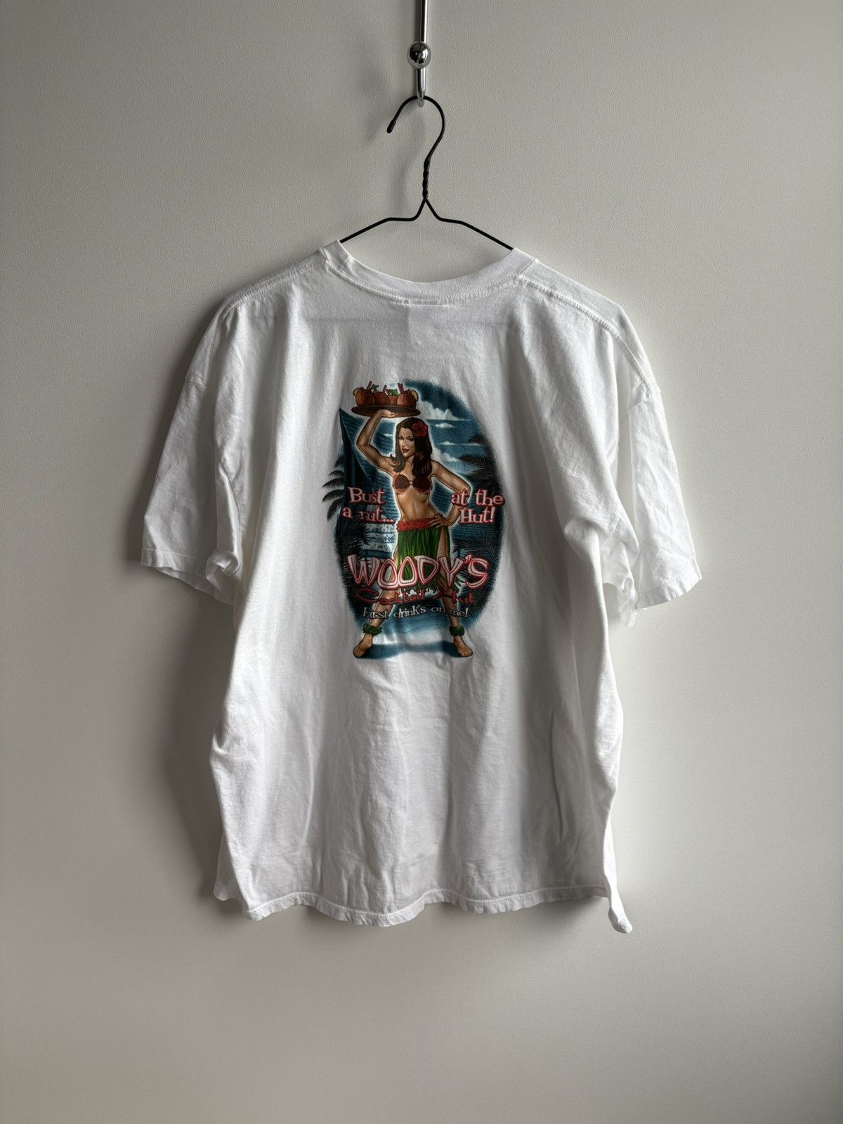 Vintage Vintage Streetwear 90s Hawaii Funny Humor Hula Girl T-shirt Size US XL / EU 56 / 4 - 1 Thumbnail