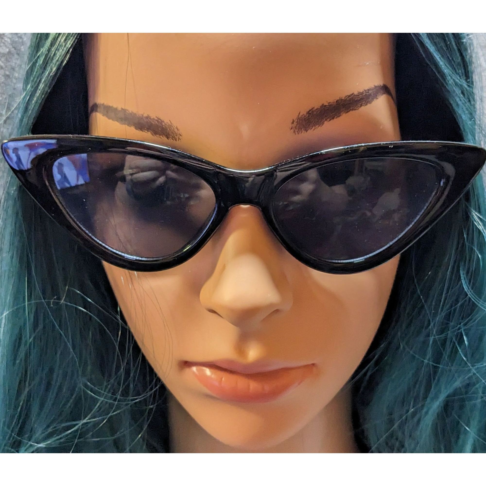 Other Sojos Gothic Vampire Slim Black Cateye Sunglasses Size ONE SIZE - 5 Thumbnail