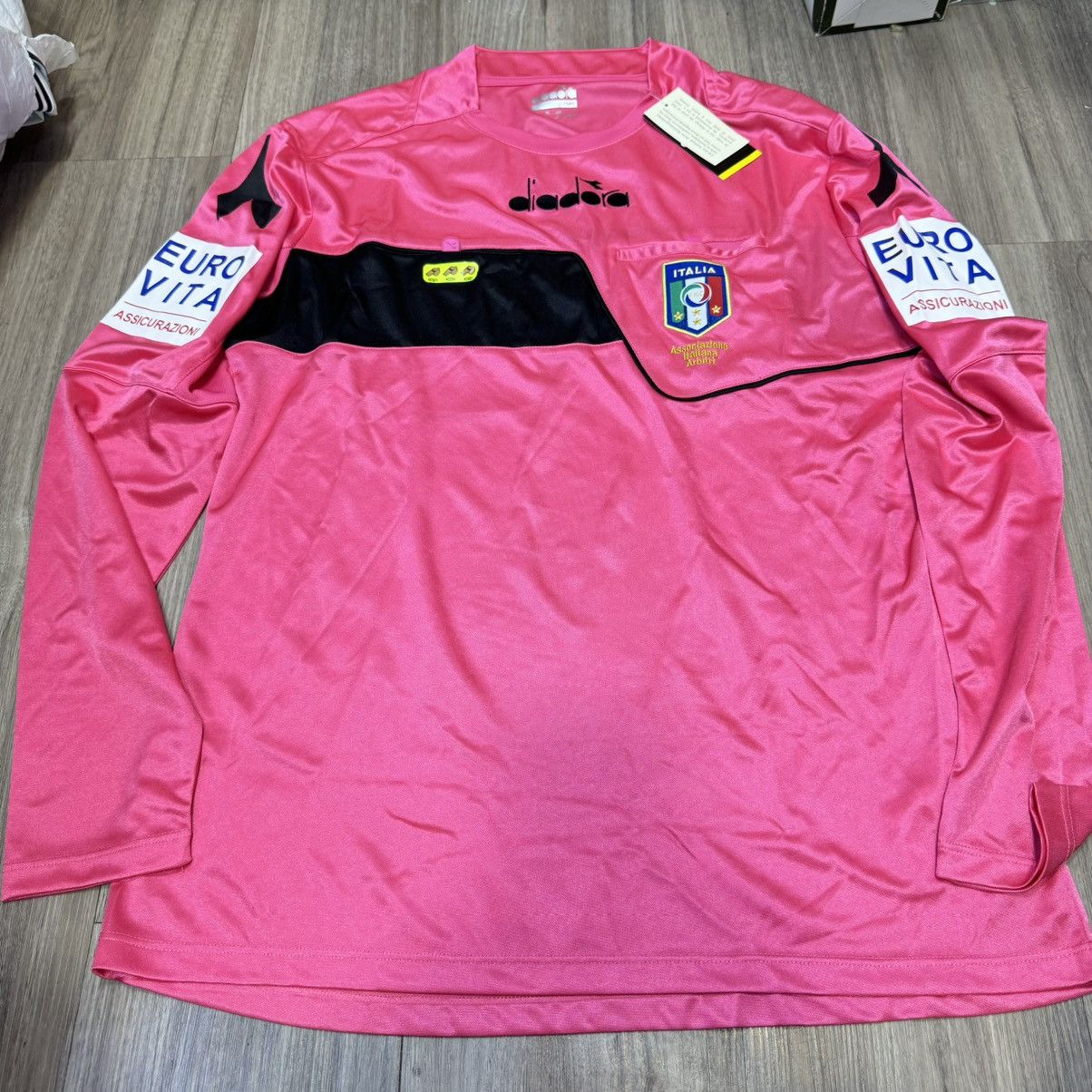 Diadora Italy Seria A referee pink shirt (Bnwt) Size US L / EU 52-54 / 3 - 1 Thumbnail