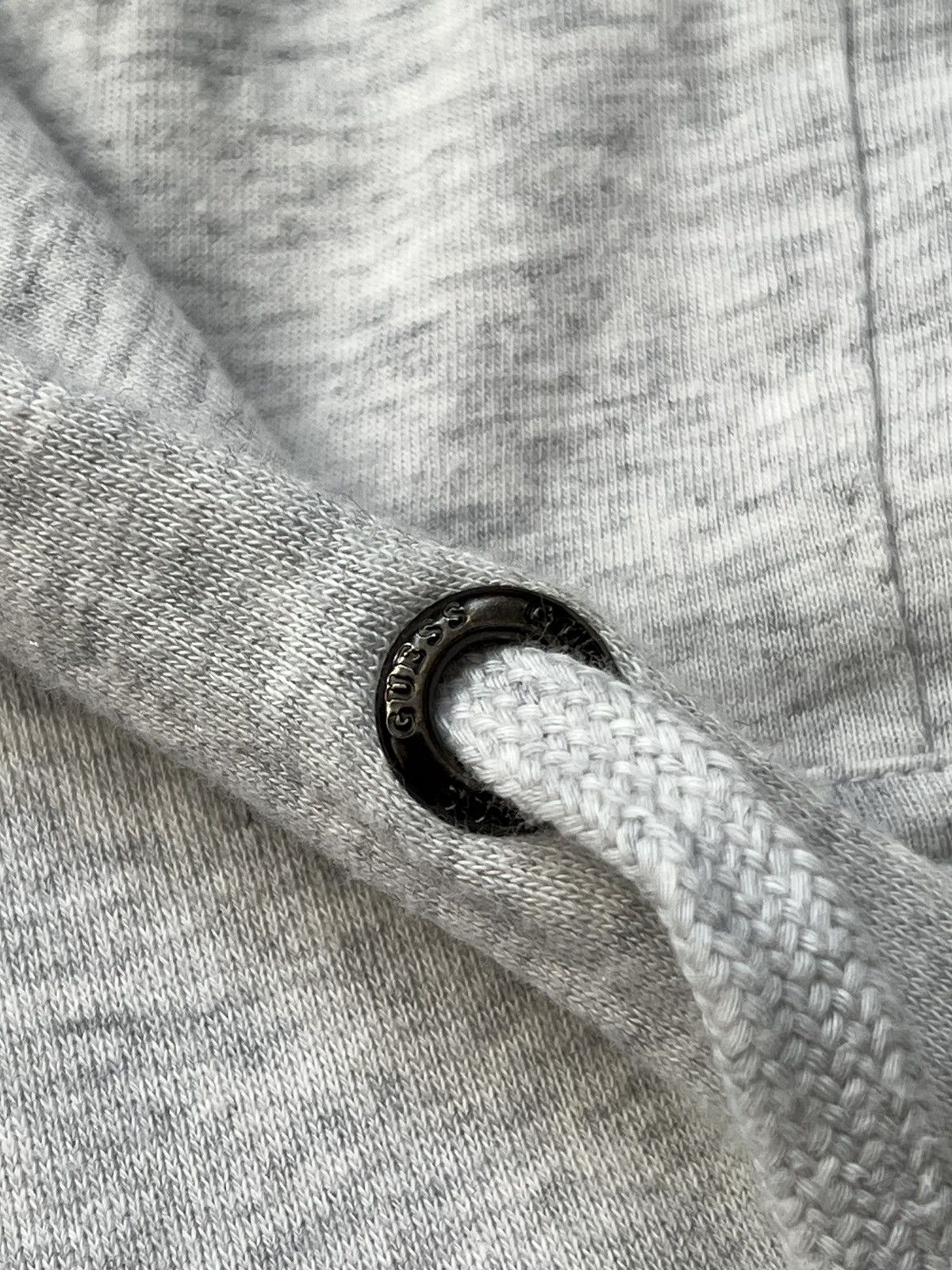 Guess × Vintage Y2K GUESS HOODIE Size US M / EU 48-50 / 2 - 3 Thumbnail