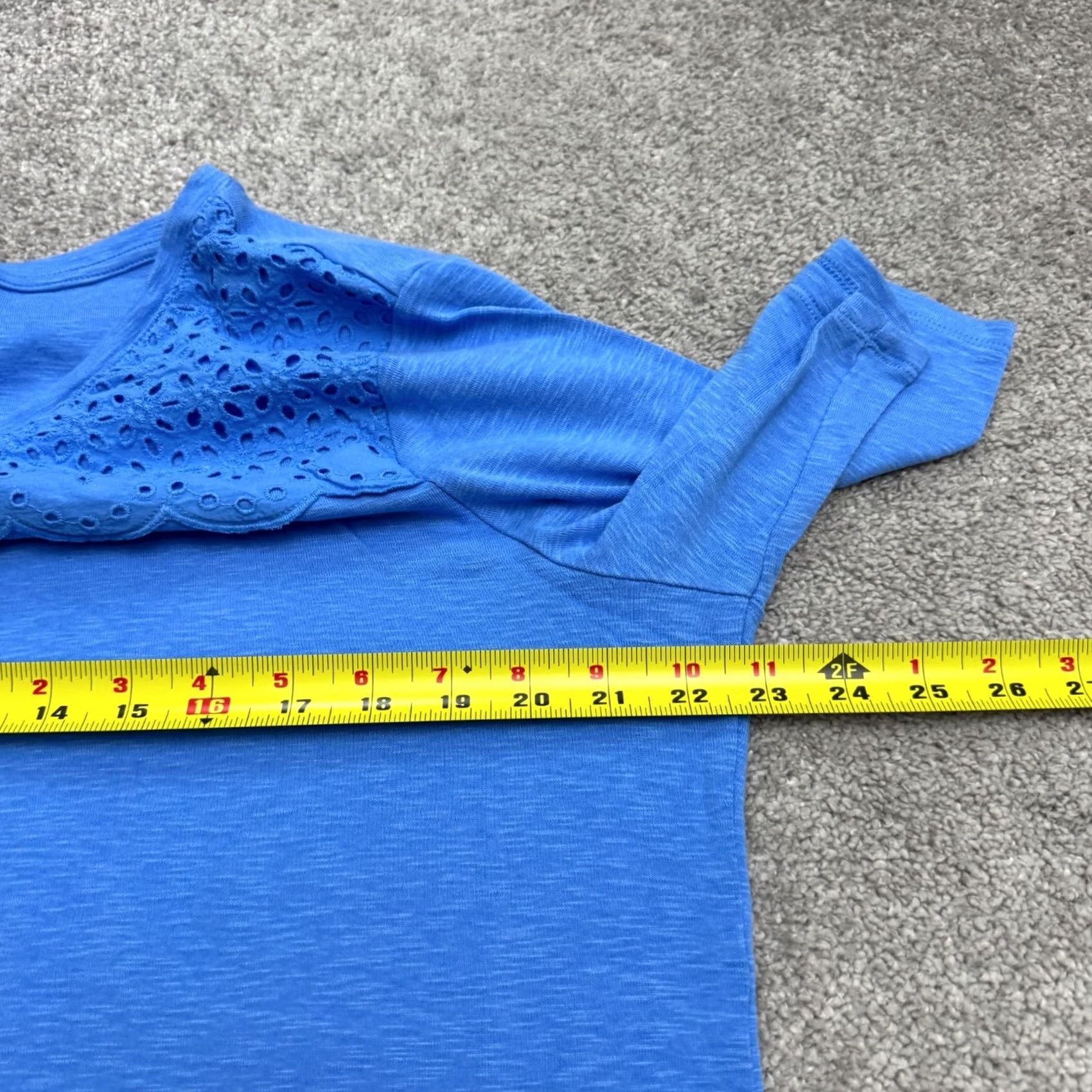 Croft & Barrow Croft & Barrow Blouse Eyelet Embroidered Lace Yoke Slub Knit Womens XL Blue Top Size XL / US 12-14 / IT 48-50 - 7 Thumbnail