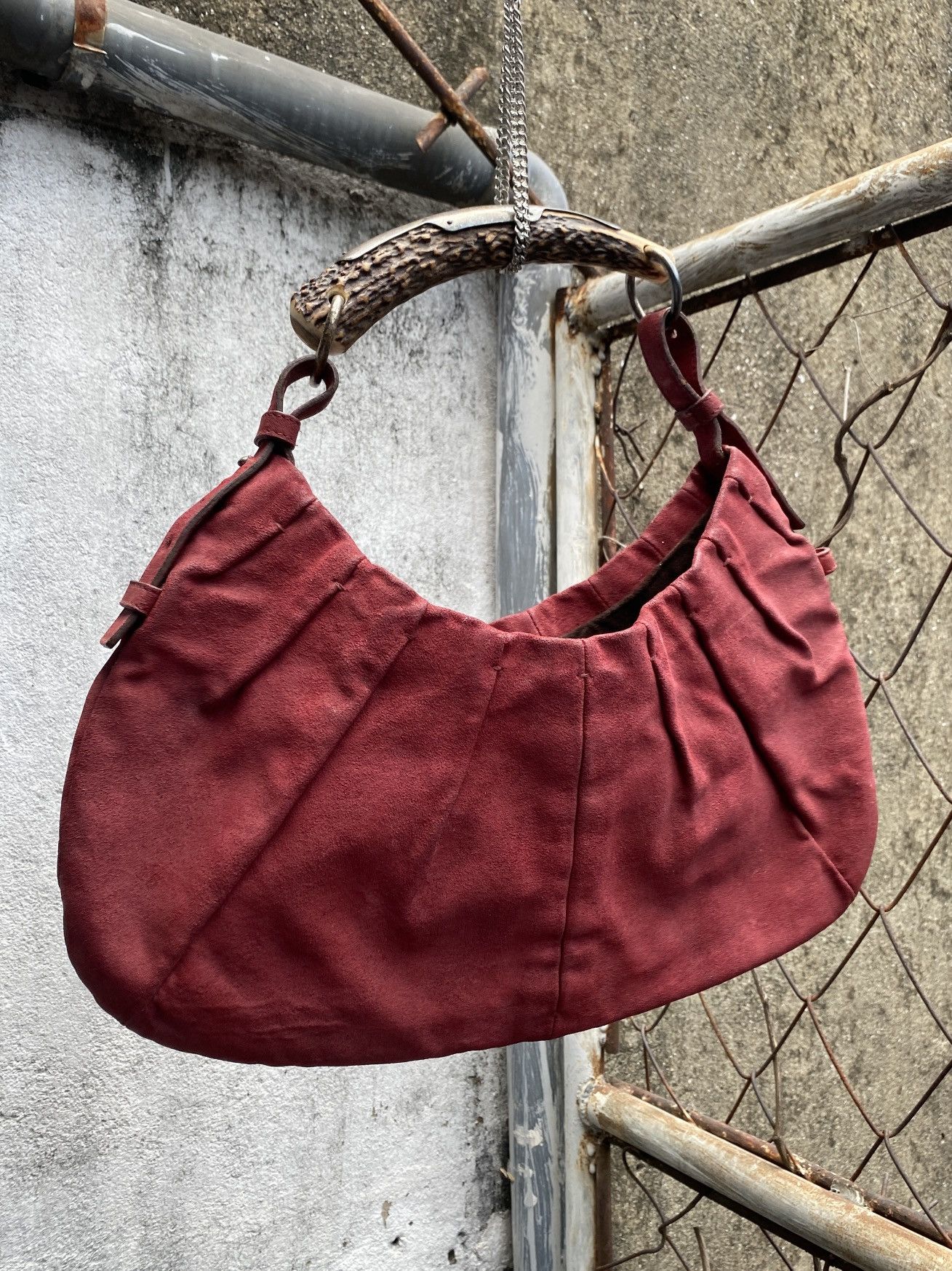 Yves Saint Laurent Rare Yves Saint Laurent - Tom Ford - Burgundy Mombasa Hobo Size ONE SIZE - 1 Thumbnail