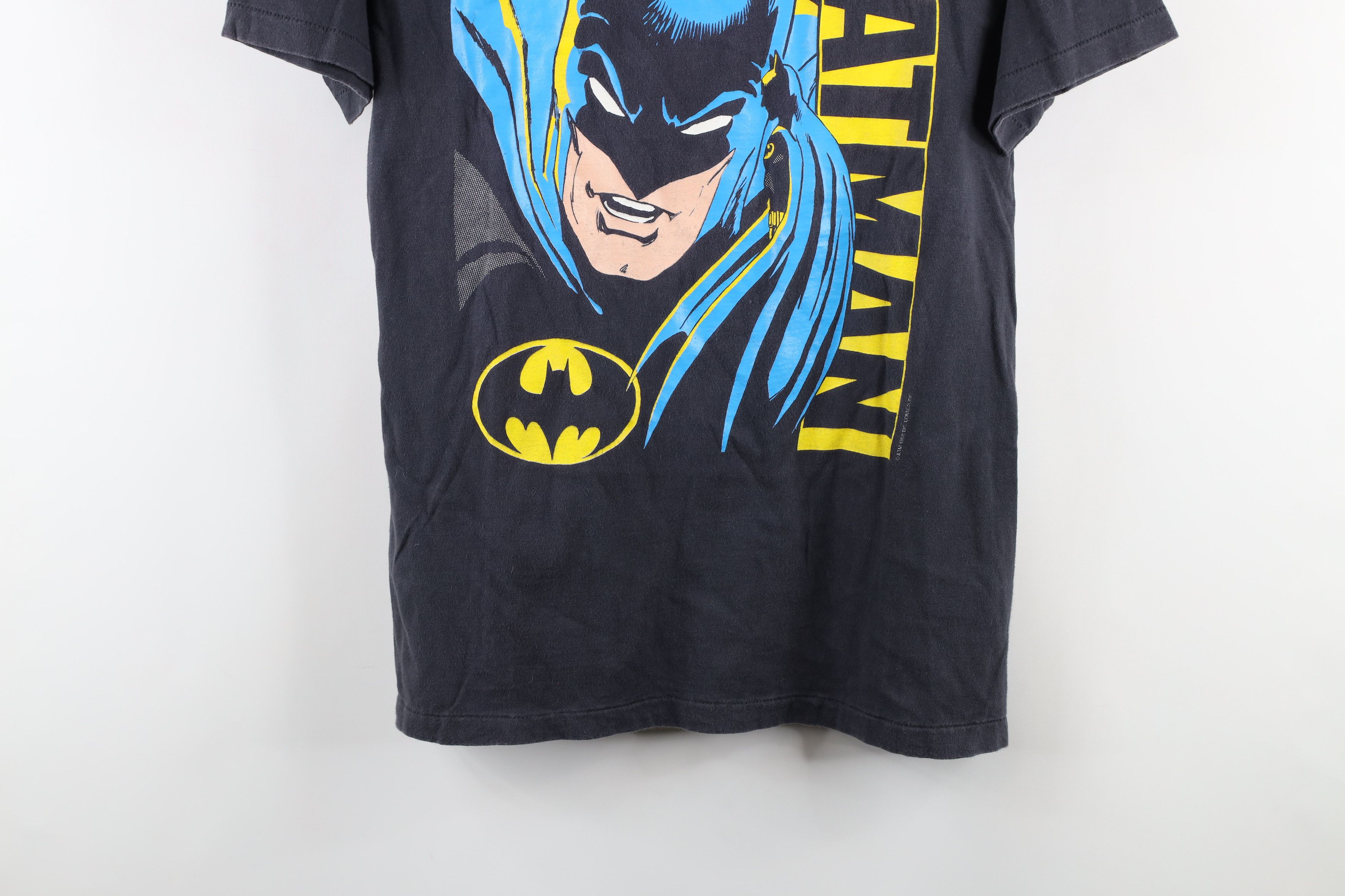 Vintage Vintage 90s DC Comics Out Batman Short Sleeve T-Shirt USA Size US L / EU 52-54 / 3 - 3 Thumbnail