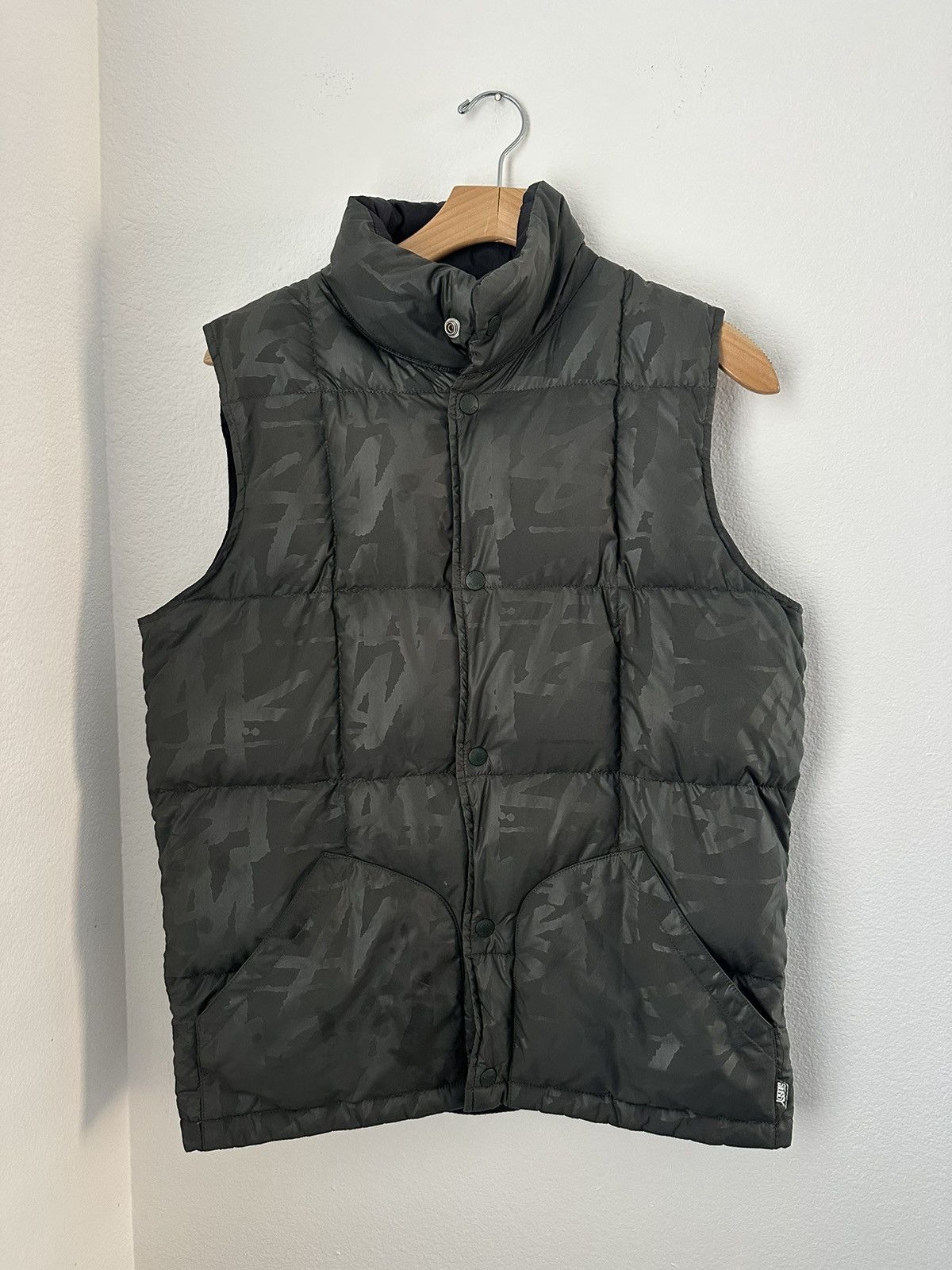 Stussy Stussy reversible button up vest Size US M / EU 48-50 / 2 - 1 Thumbnail