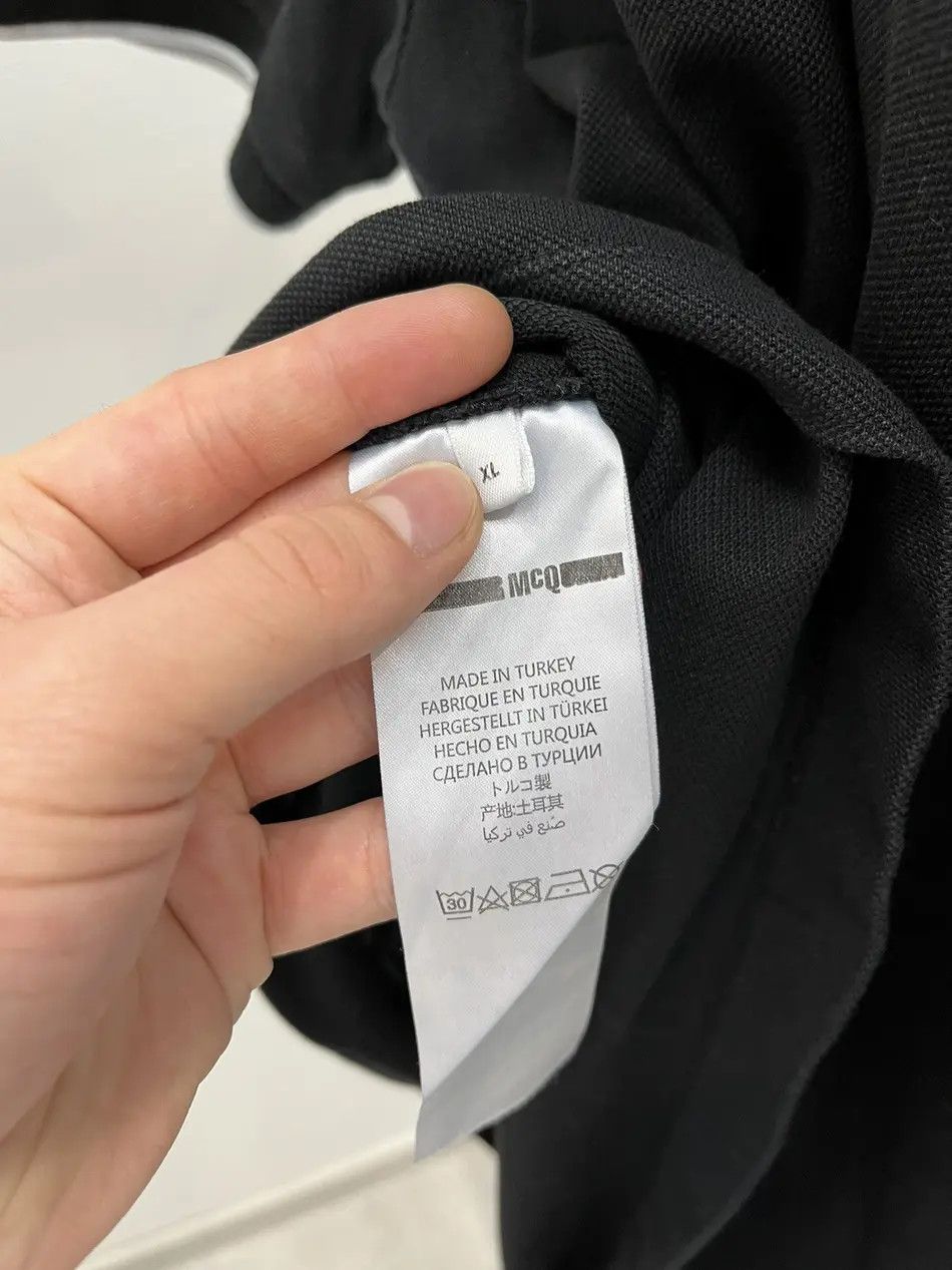 McQ Alexander McQueen MCQ by Alexander McQueen Black Swallow Logo Polo Shirt Size US XL / EU 56 / 4 - 3 Thumbnail