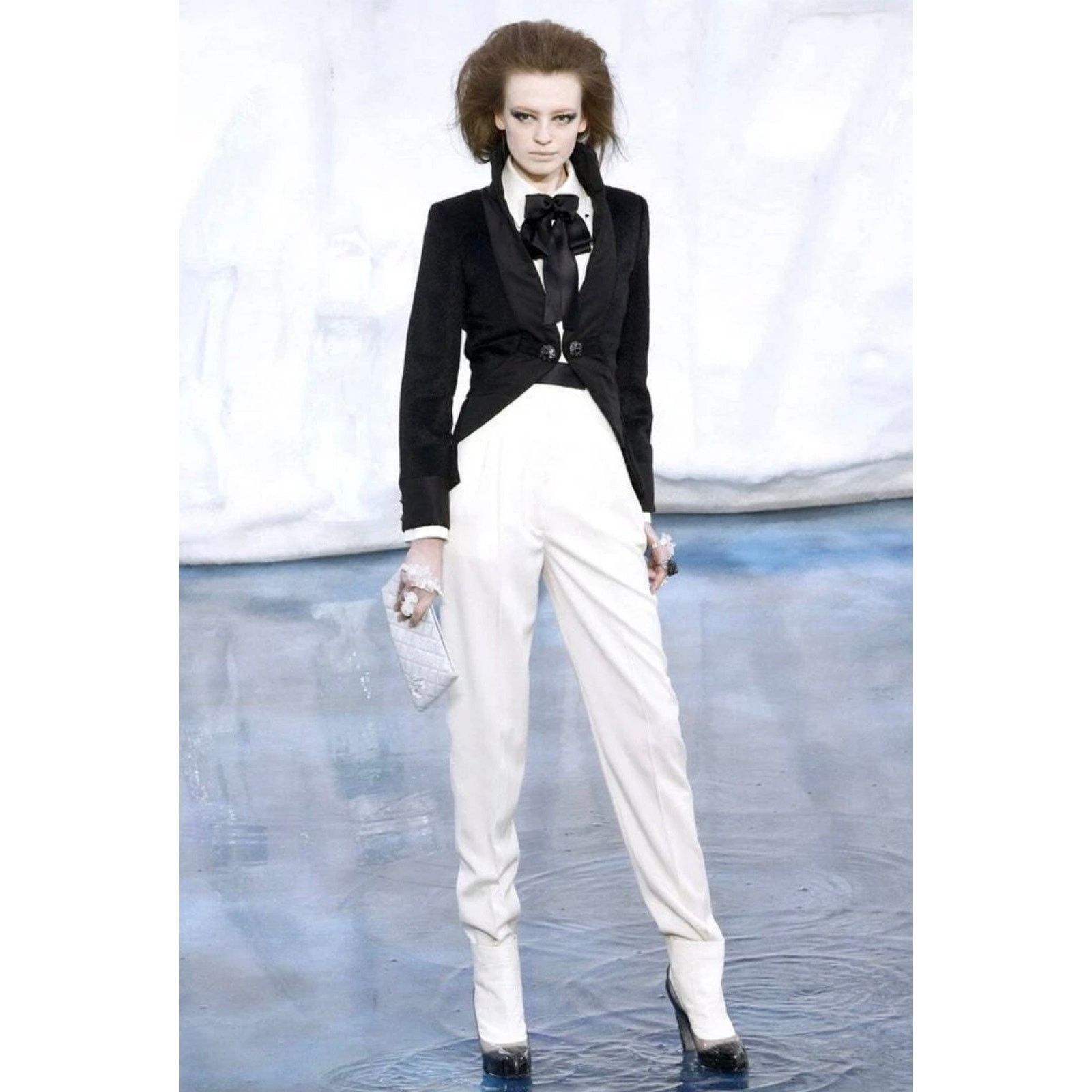 Chanel A/W2010 Chanel runway alpaca peplum jacket Size S / US 4 / IT 40 - 2 Thumbnail