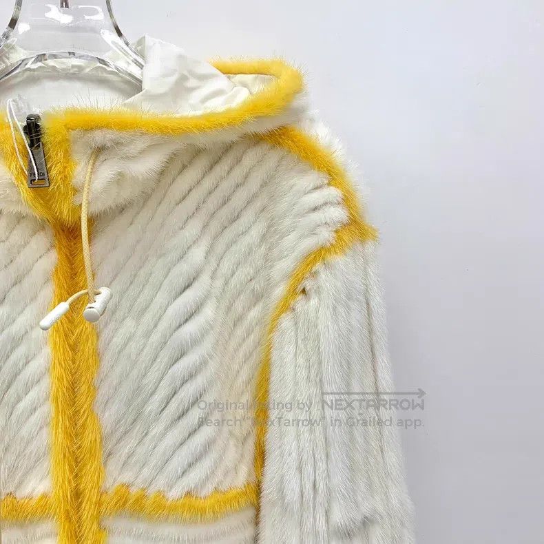 Fendi Fendi White Hooded Zip Long Sleeve Dual-Wear Mink Fur Jack Size XXS / US 00 / IT 34 - 7 Thumbnail