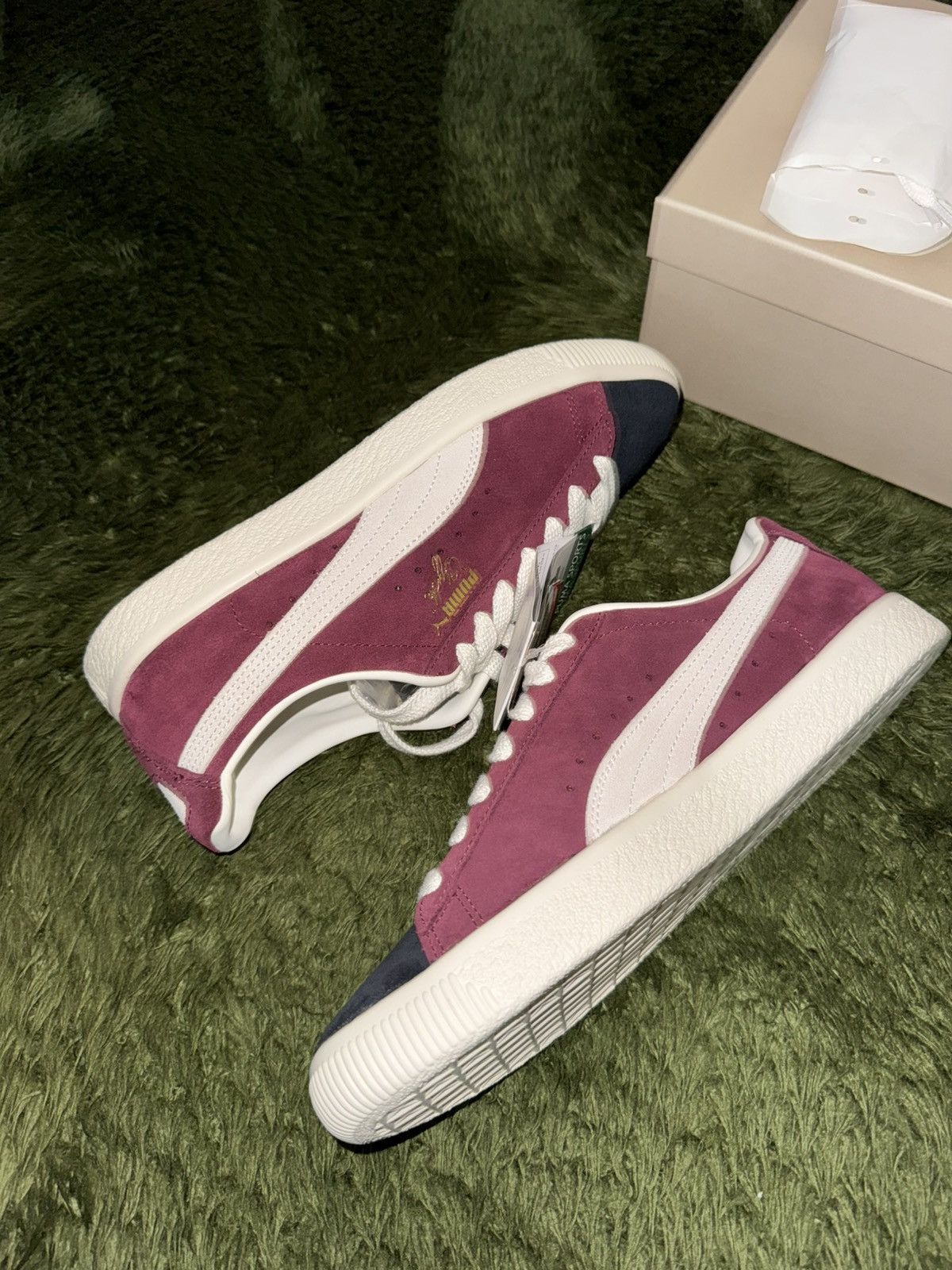 Puma [US 9] Puma Clyde OG Archive Purple Dark Jasper Ivory Size US 9.5 / EU 42-43 - 4 Thumbnail