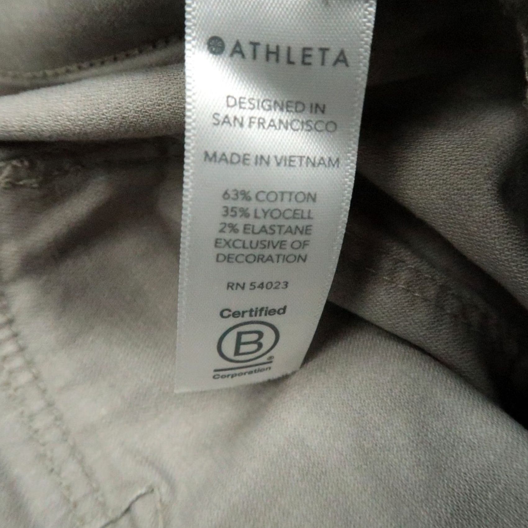 Athleta Athleta Pants Womens 0 Beige Stripe Summit Cargo Stretch Zip Pocket Size 25" / US 0 / IT 36 - 7 Thumbnail