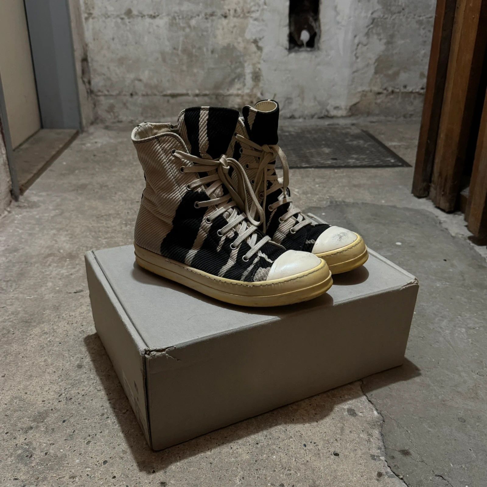 Rick Owens F/W 2016 Rick owens drkshdw vomit bleach ramones Size US 9 / IT 39 - 4 Thumbnail