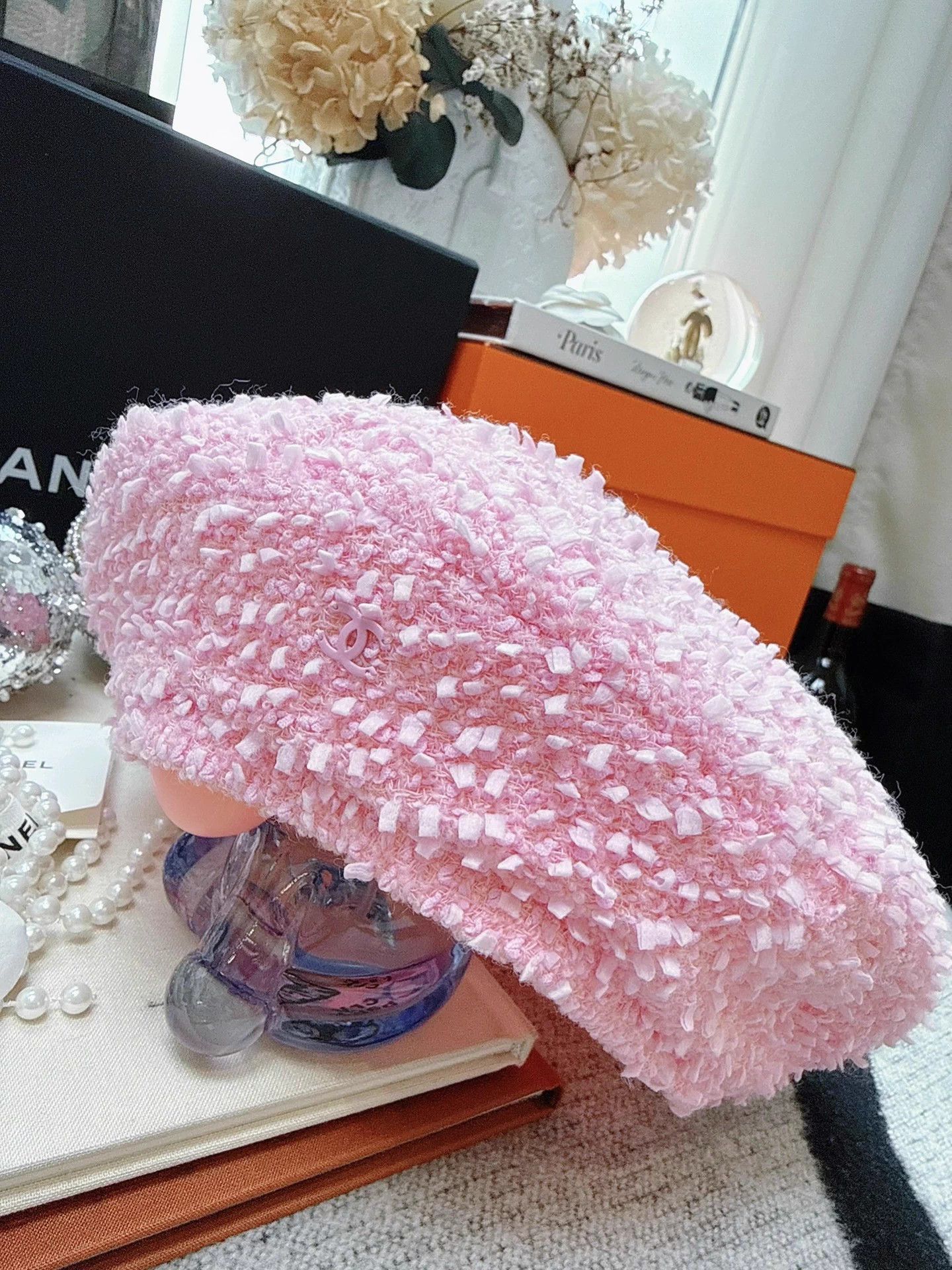 Chanel Chanel 19C Pink Tassel Tweed Beret M Size ONE SIZE - 1 Thumbnail
