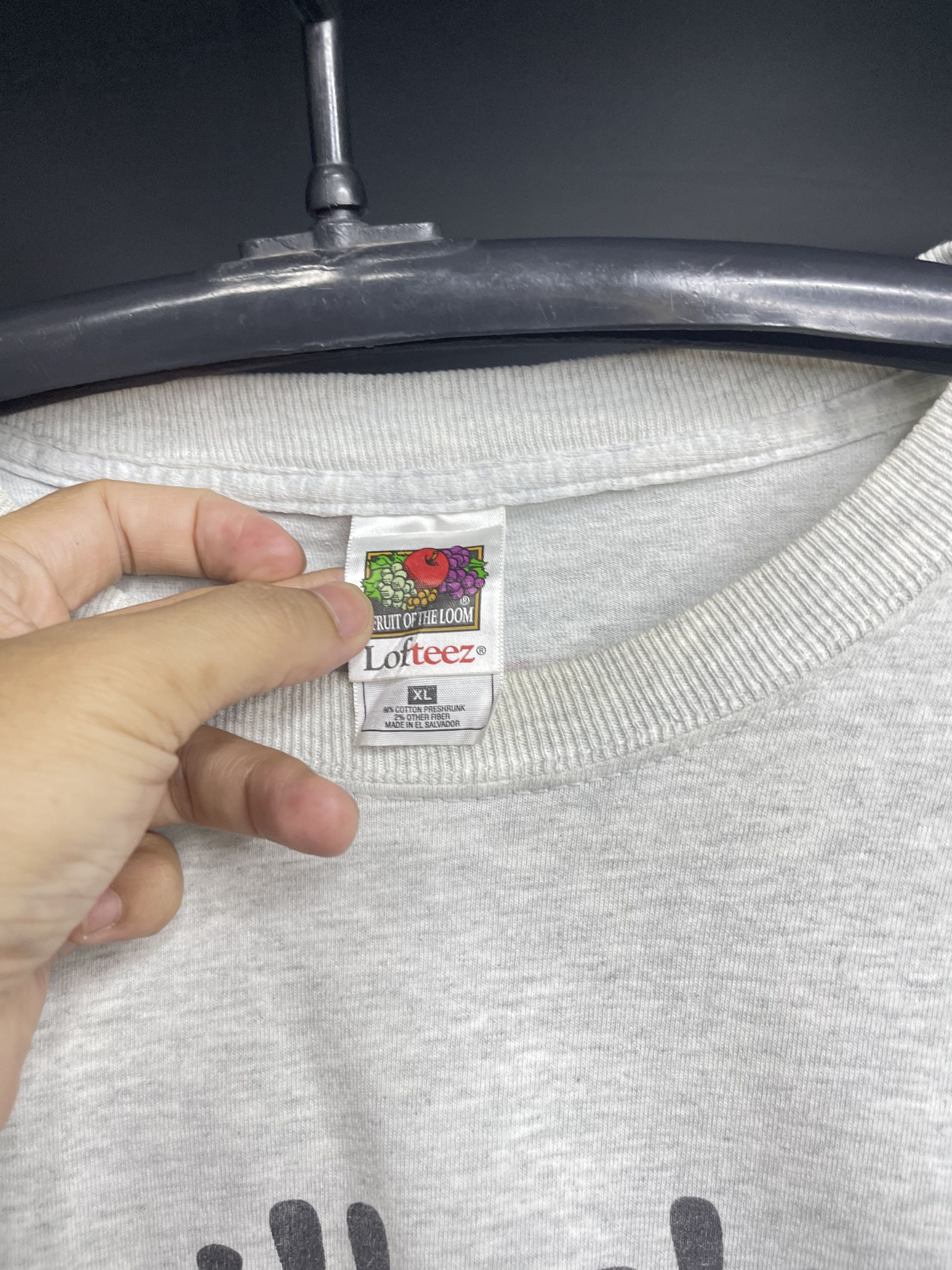 Vintage "Still Plays With Cars" British Vintage Tee XL Y2K Size US XL / EU 56 / 4 - 3 Thumbnail