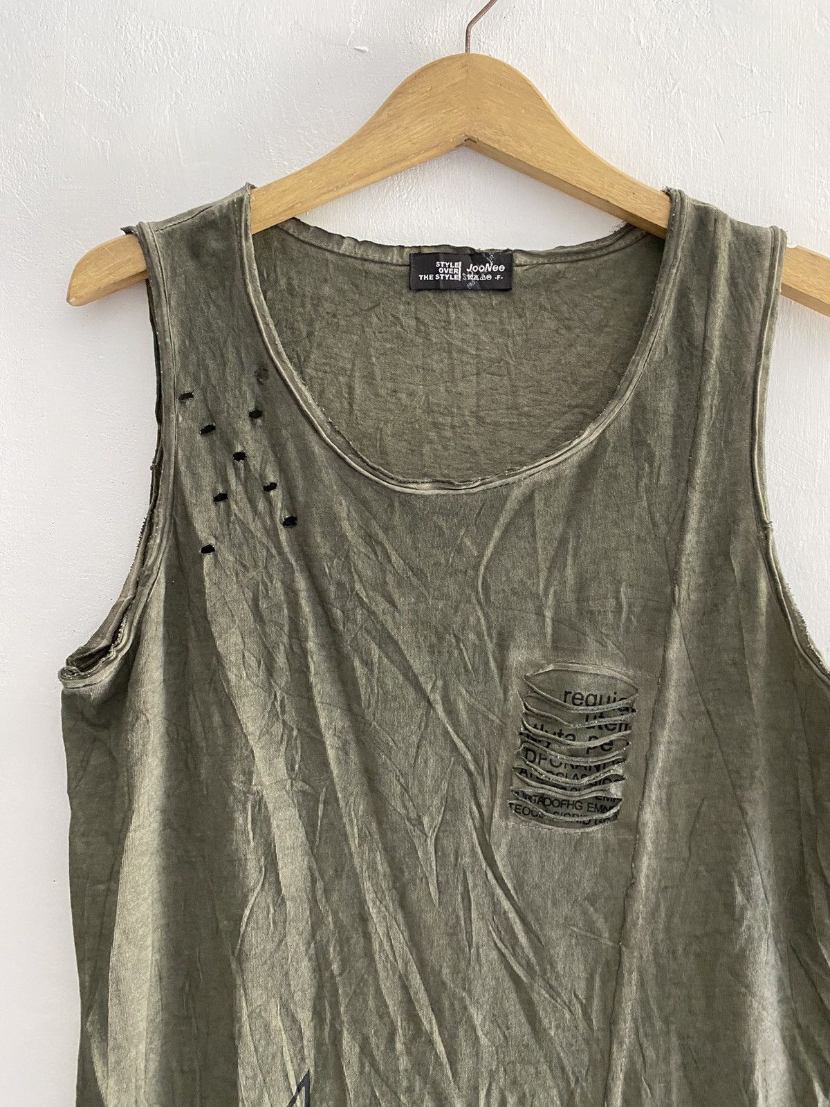 If Six Was Nine × Japanese Brand × Le Grande Bleu (L.G.B.) Vintage JooNee washed distressed tanktop Size US L / EU 52-54 / 3 - 3 Thumbnail